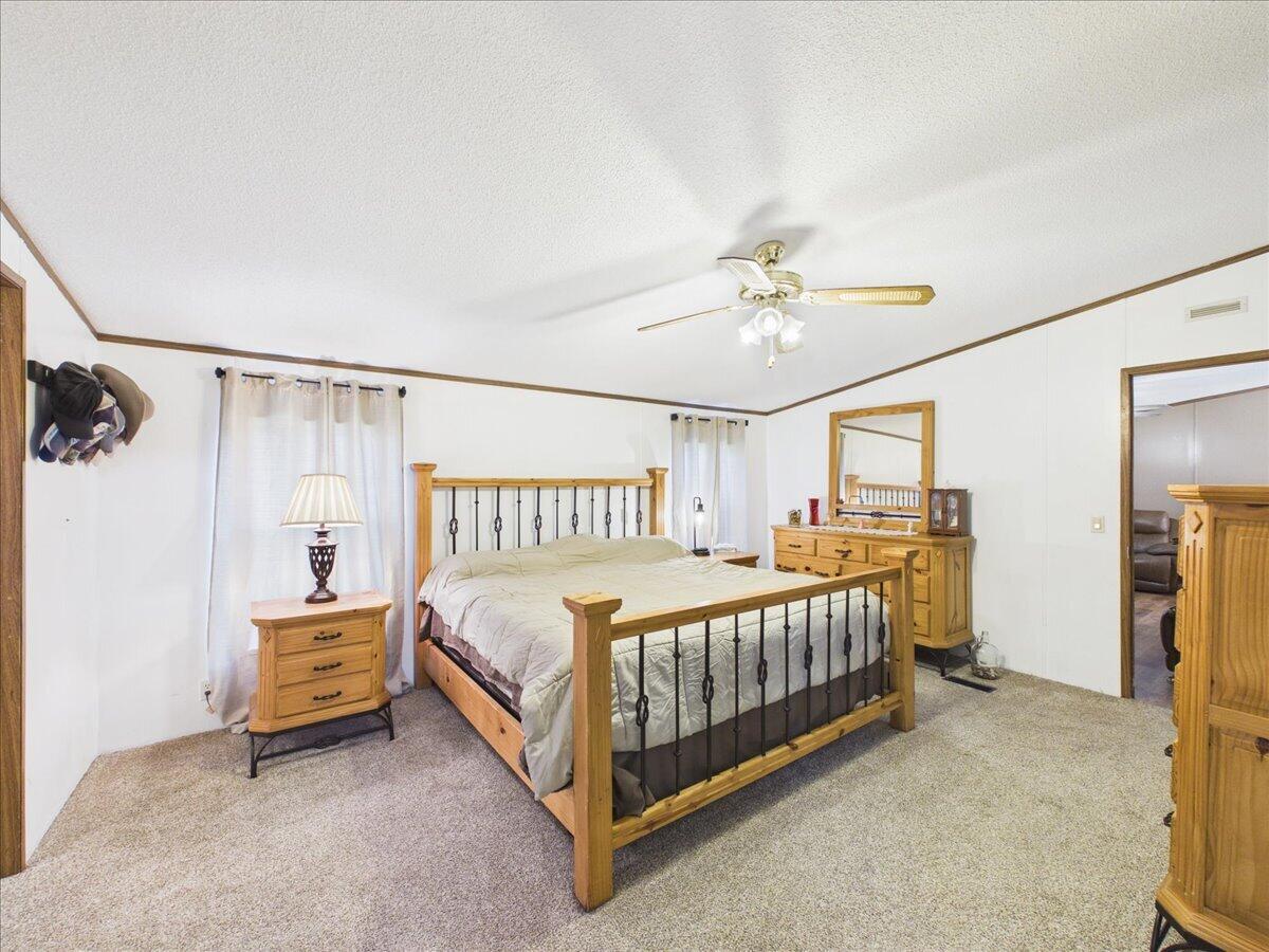 35 Fraker Road Property Photo 17