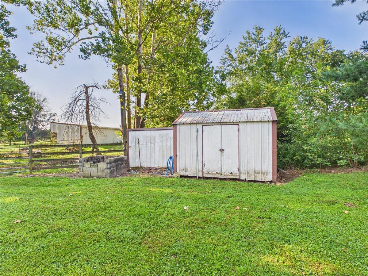 35 Fraker Road Property Photo 43