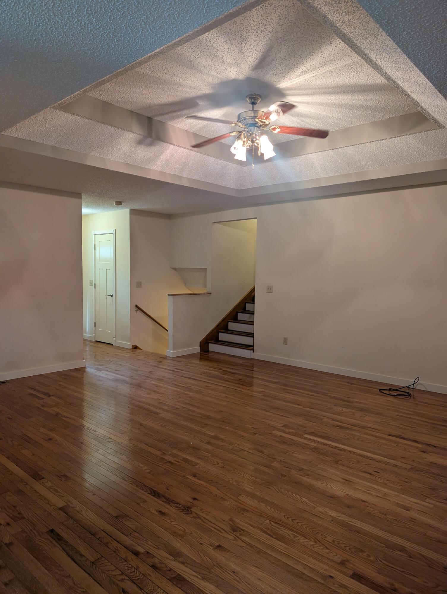 3737 South Oak Avenue Property Photo 8
