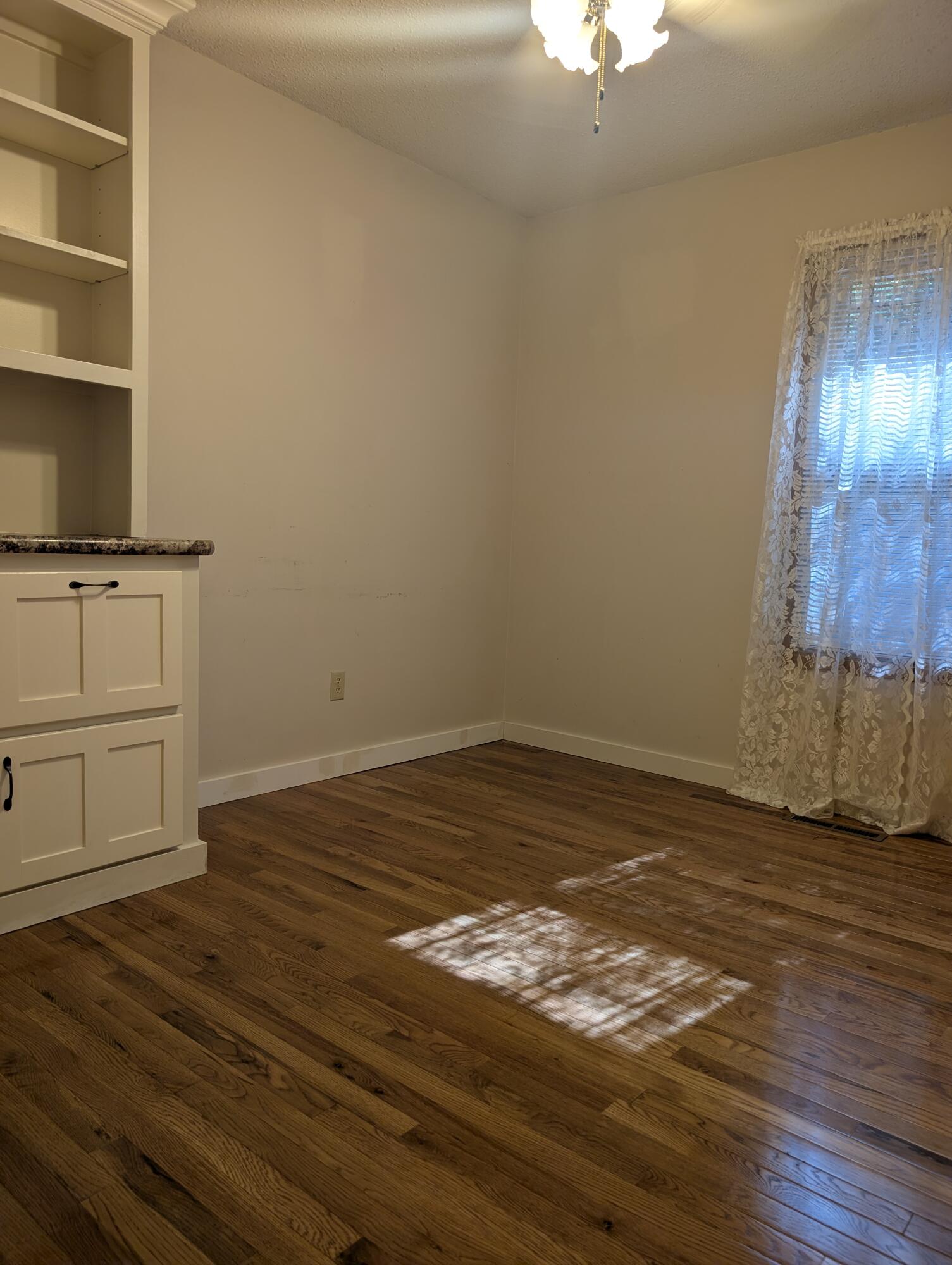 3737 South Oak Avenue Property Photo 28
