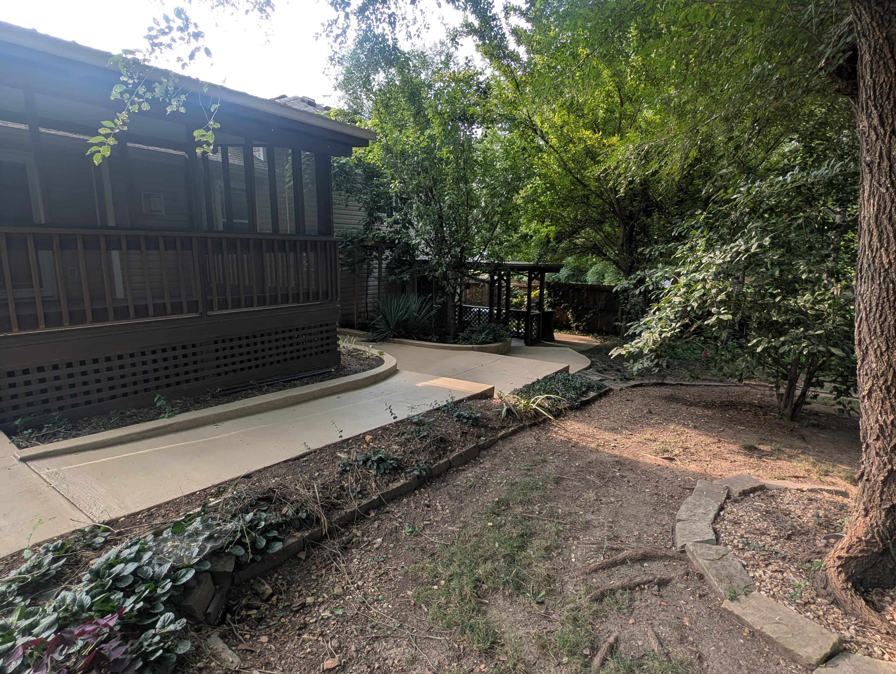 3737 South Oak Avenue Property Photo 45