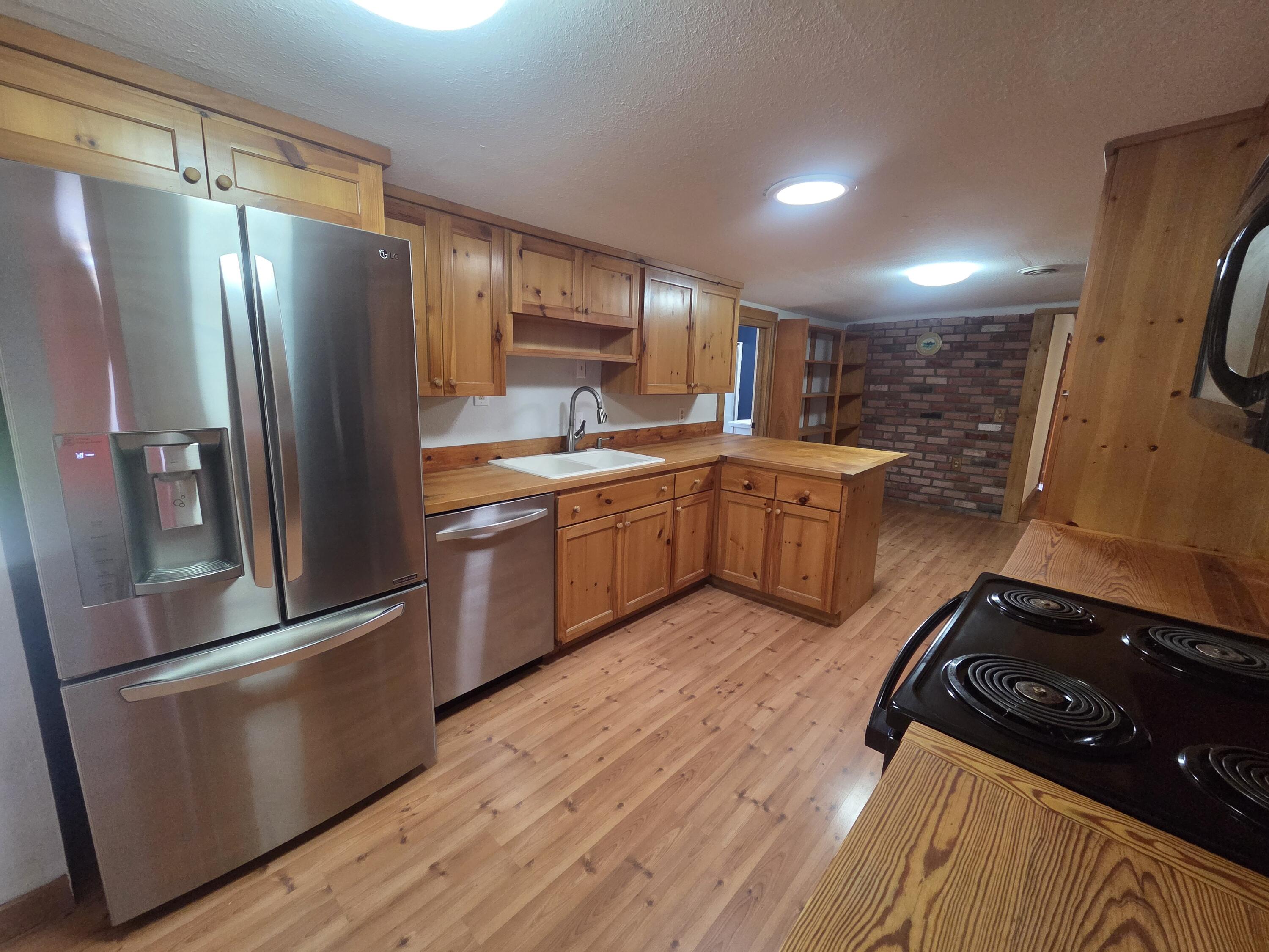 2620 County Road 2300 Property Photo 5