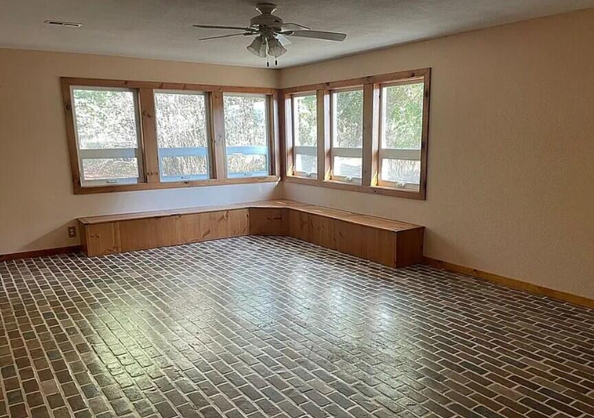 2620 County Road 2300 Property Photo 14