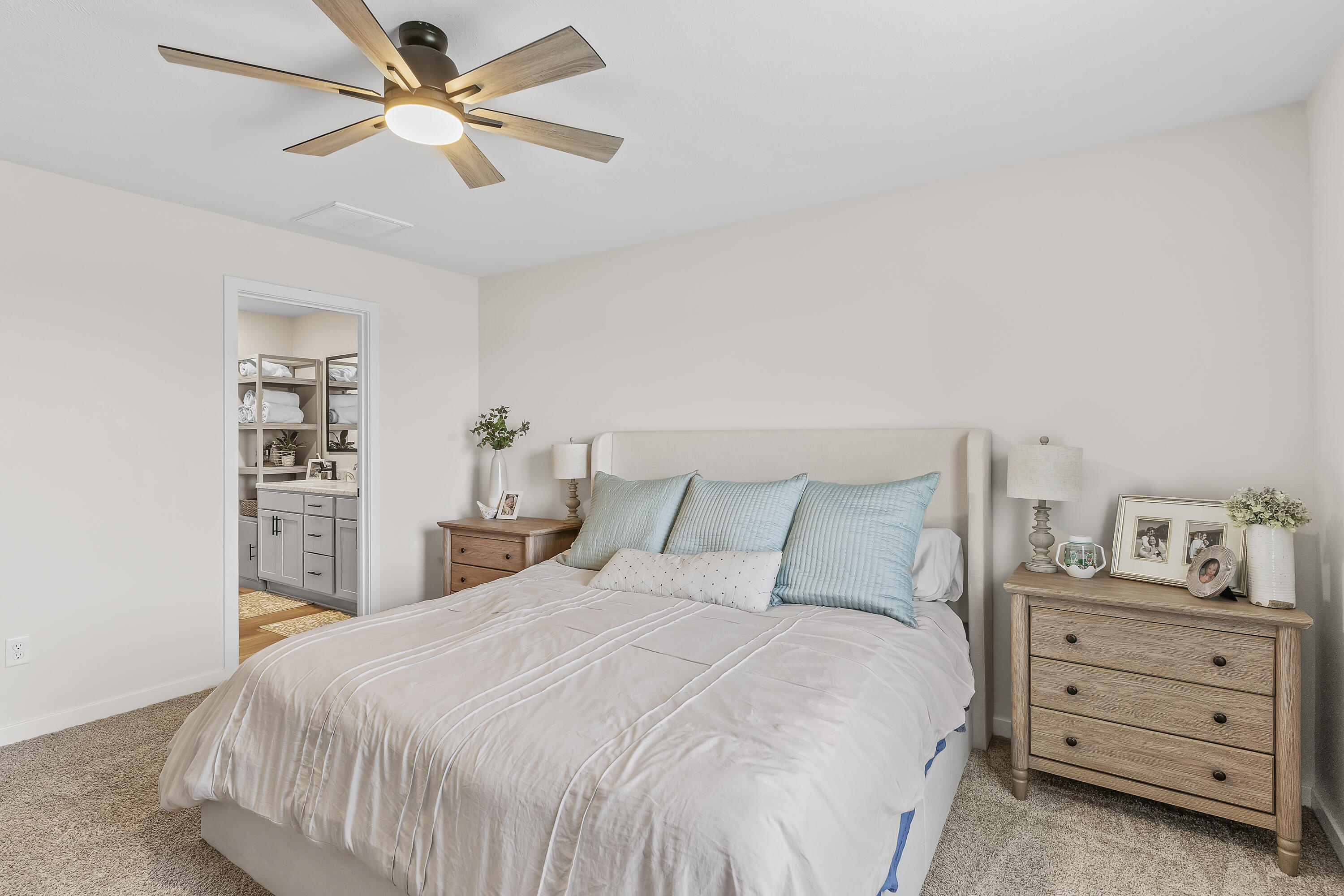 578 West Oak Lawn Street Property Photo 16