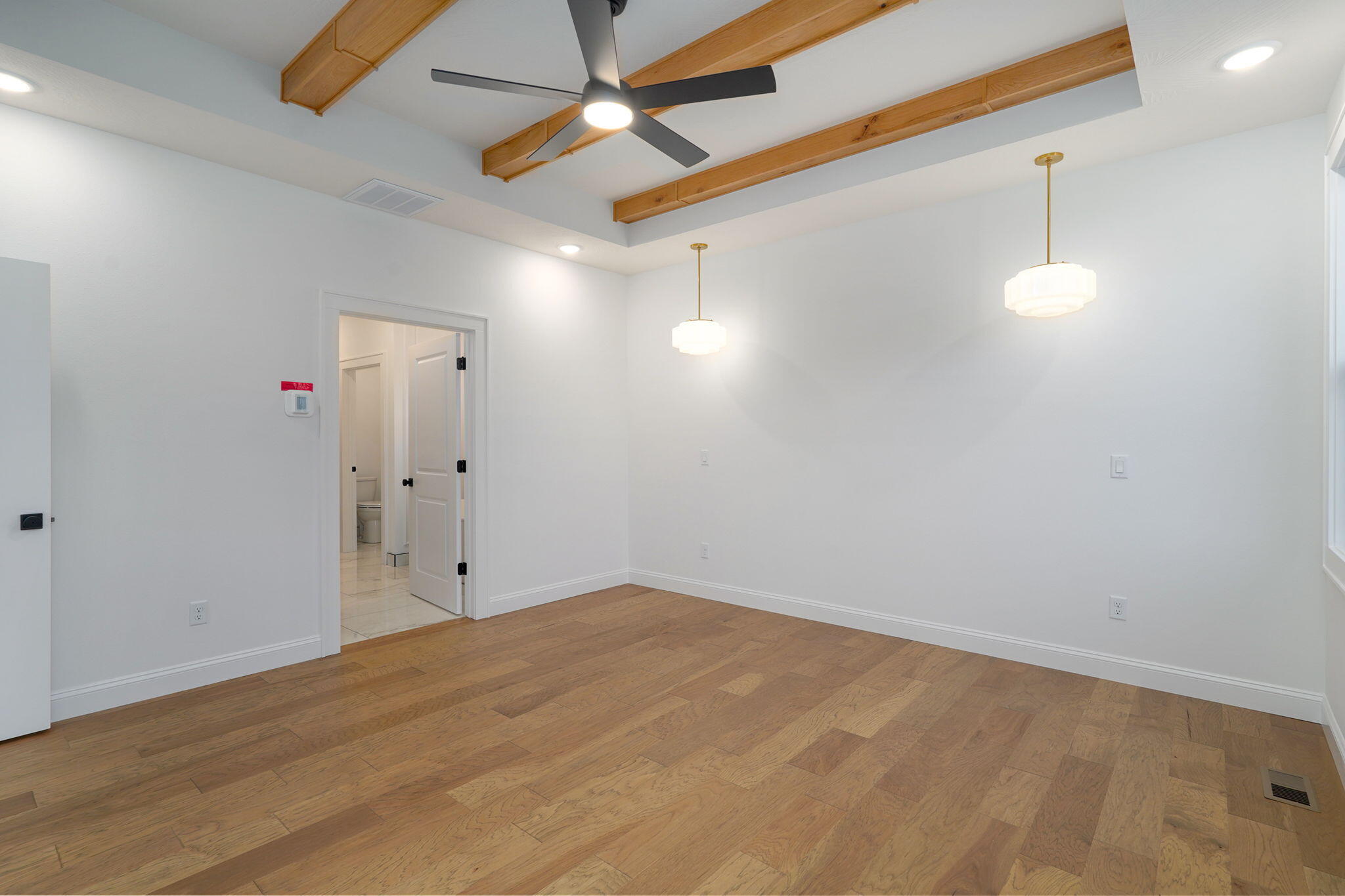 2136 North Sun Valley Drive Property Photo 18