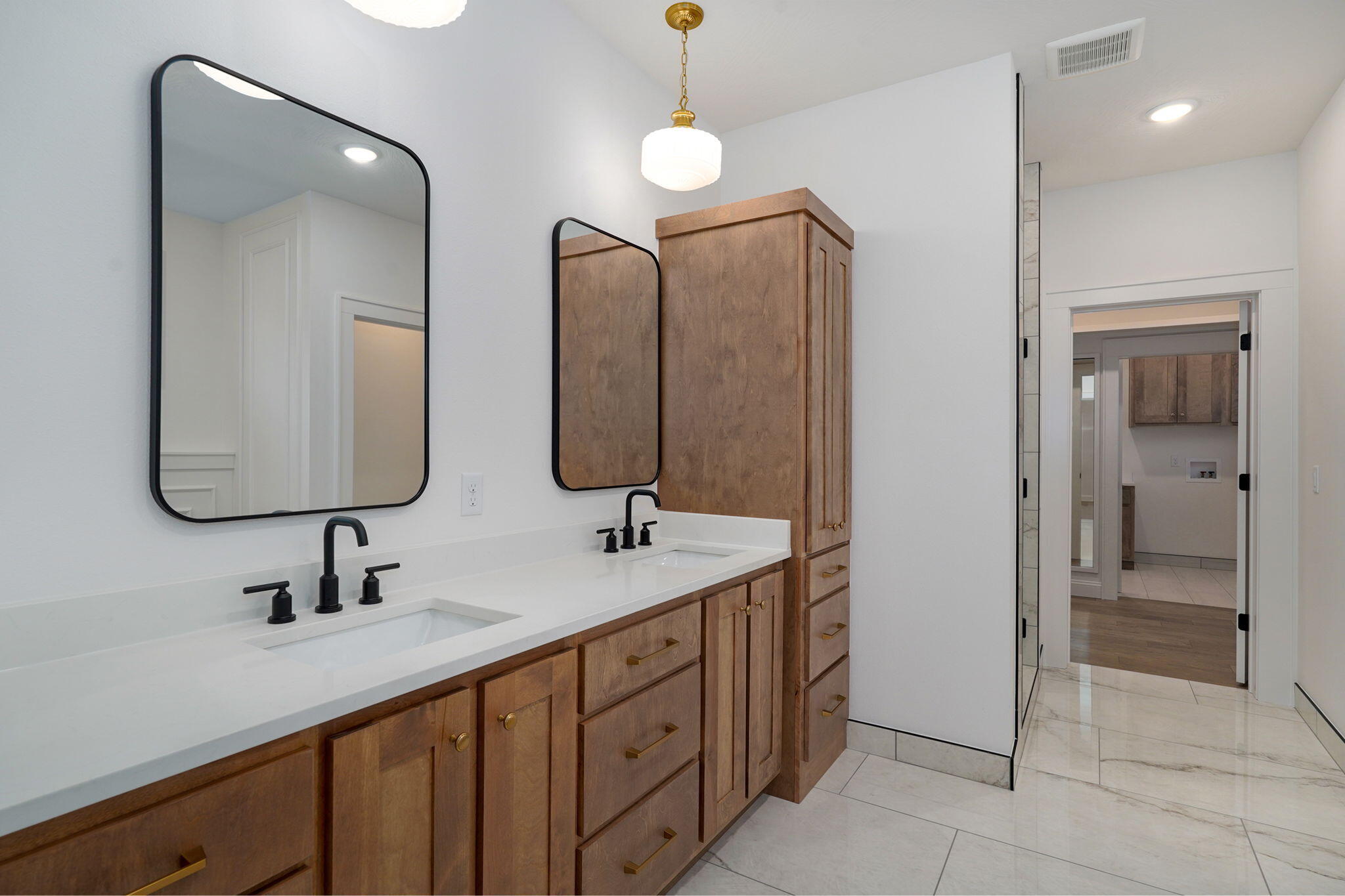 2136 North Sun Valley Drive Property Photo 19