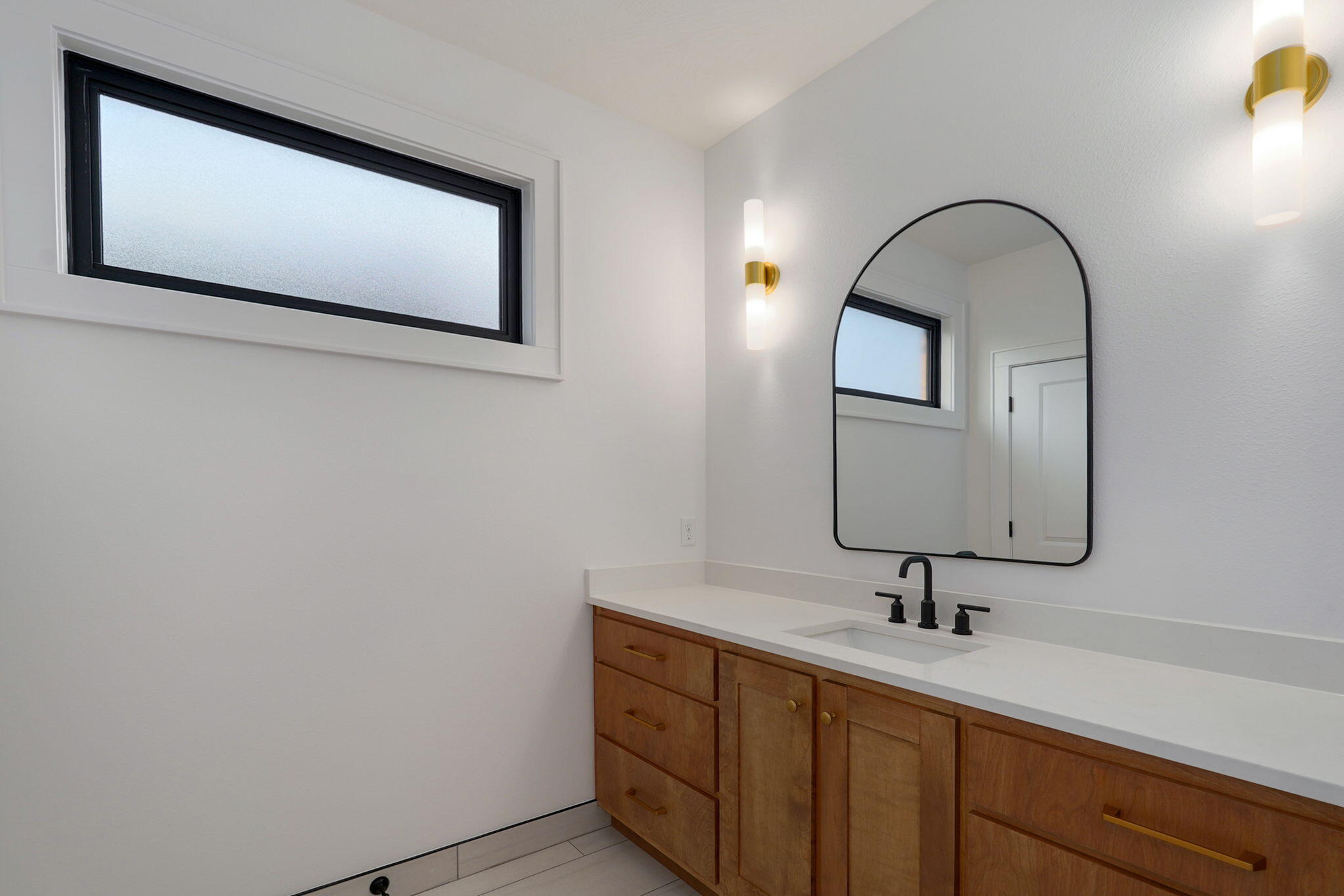 2136 North Sun Valley Drive Property Photo 29