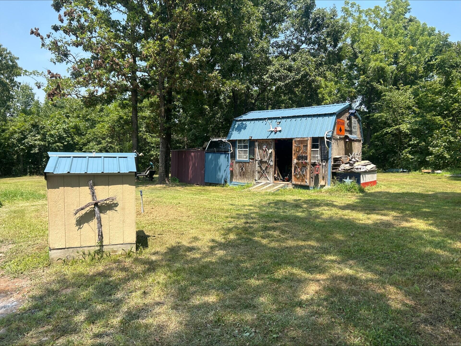 13543 North State Highway 5 Property Photo 11