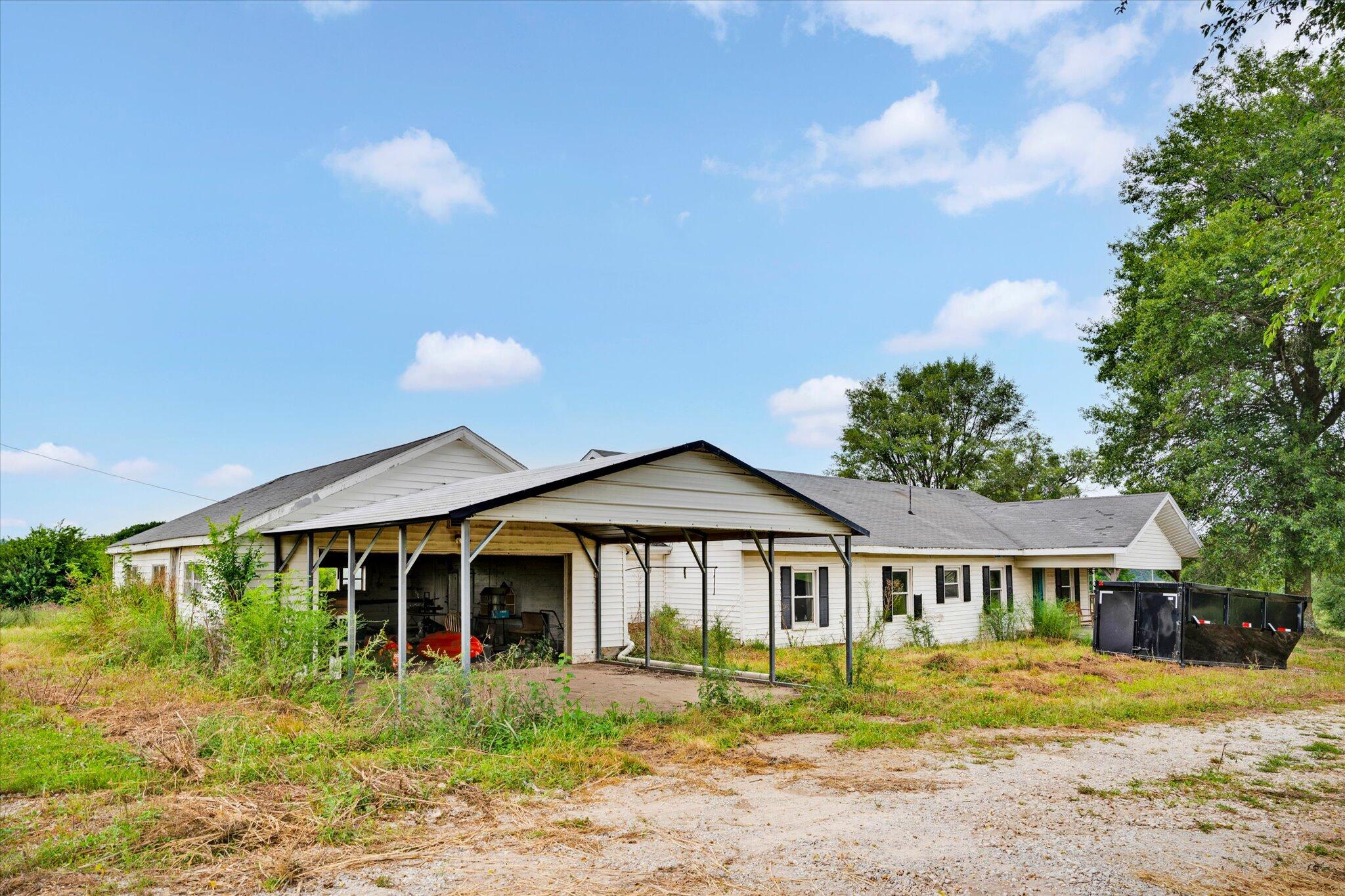 862 Highway 215 Property Photo 2