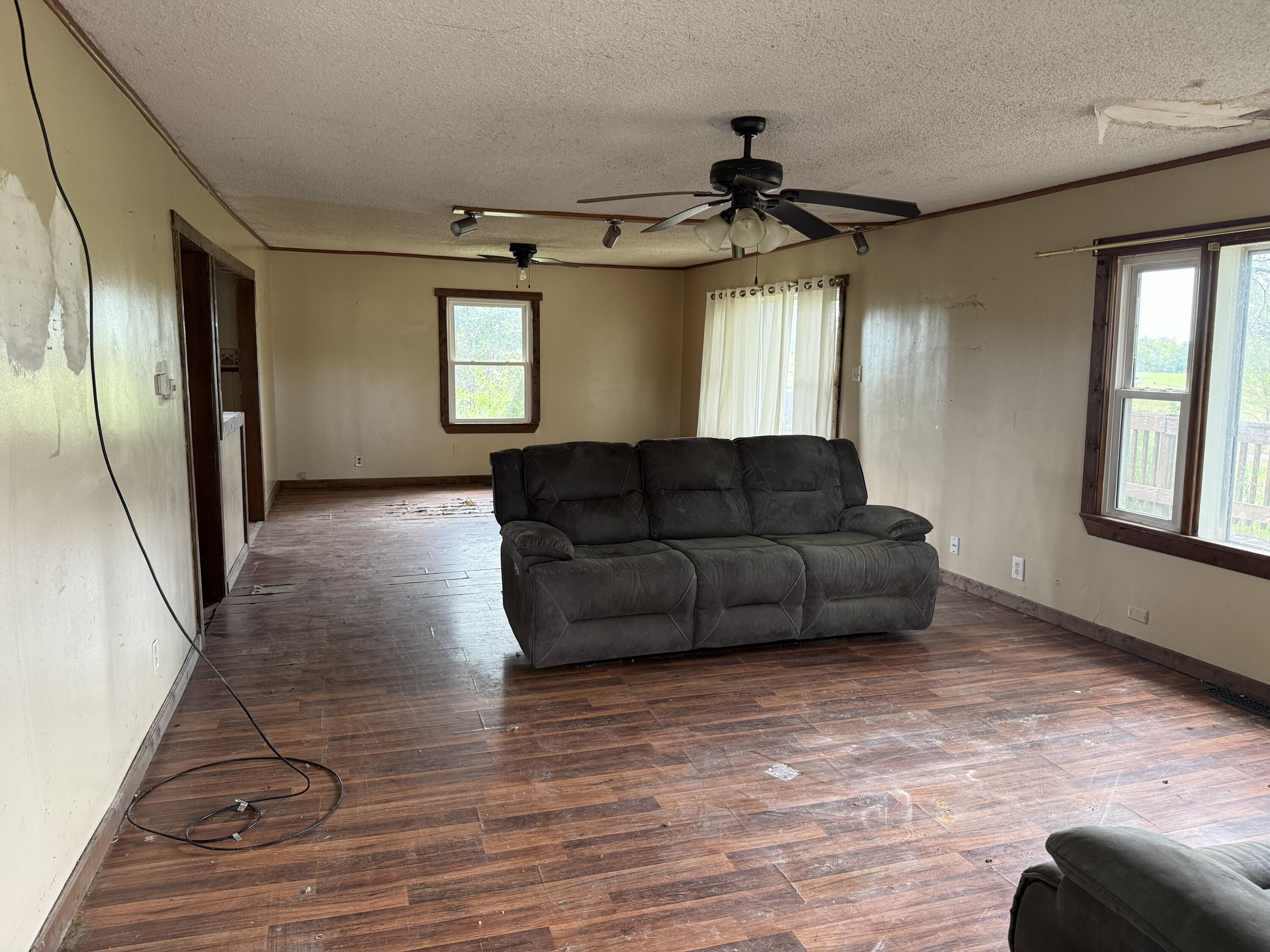 862 Highway 215 Property Photo 6