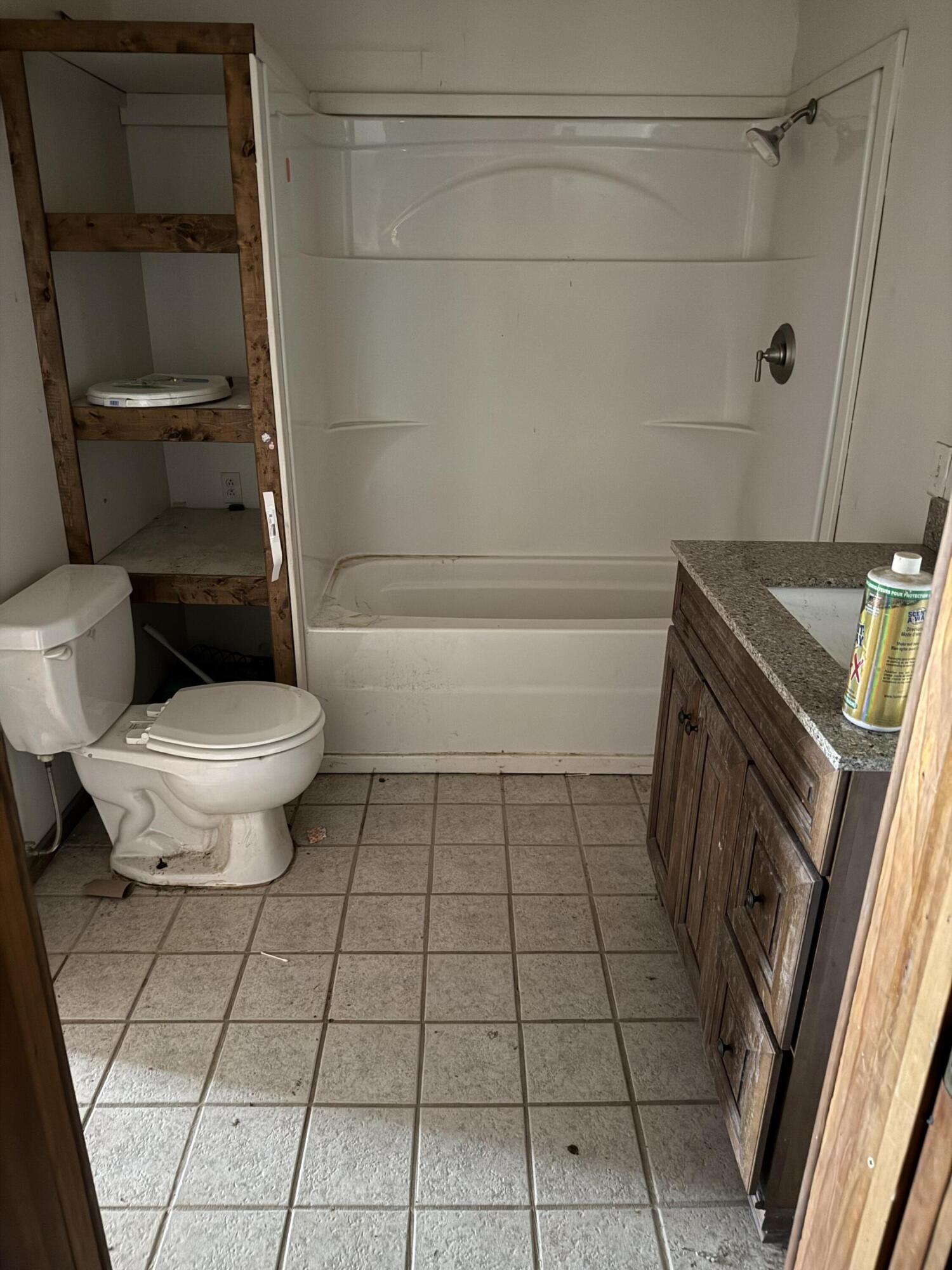 862 Highway 215 Property Photo 14