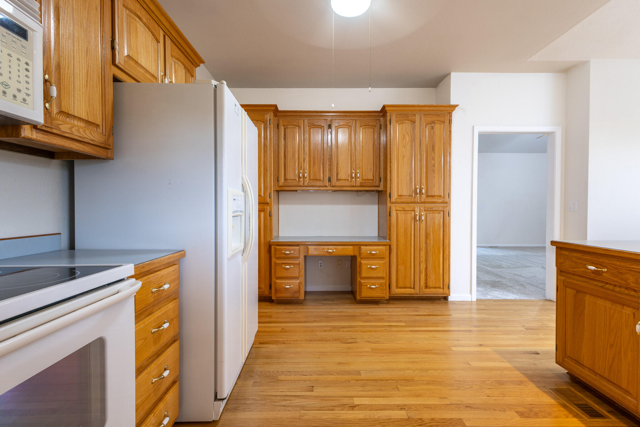 23024 Lawrence 1200 Property Photo 19