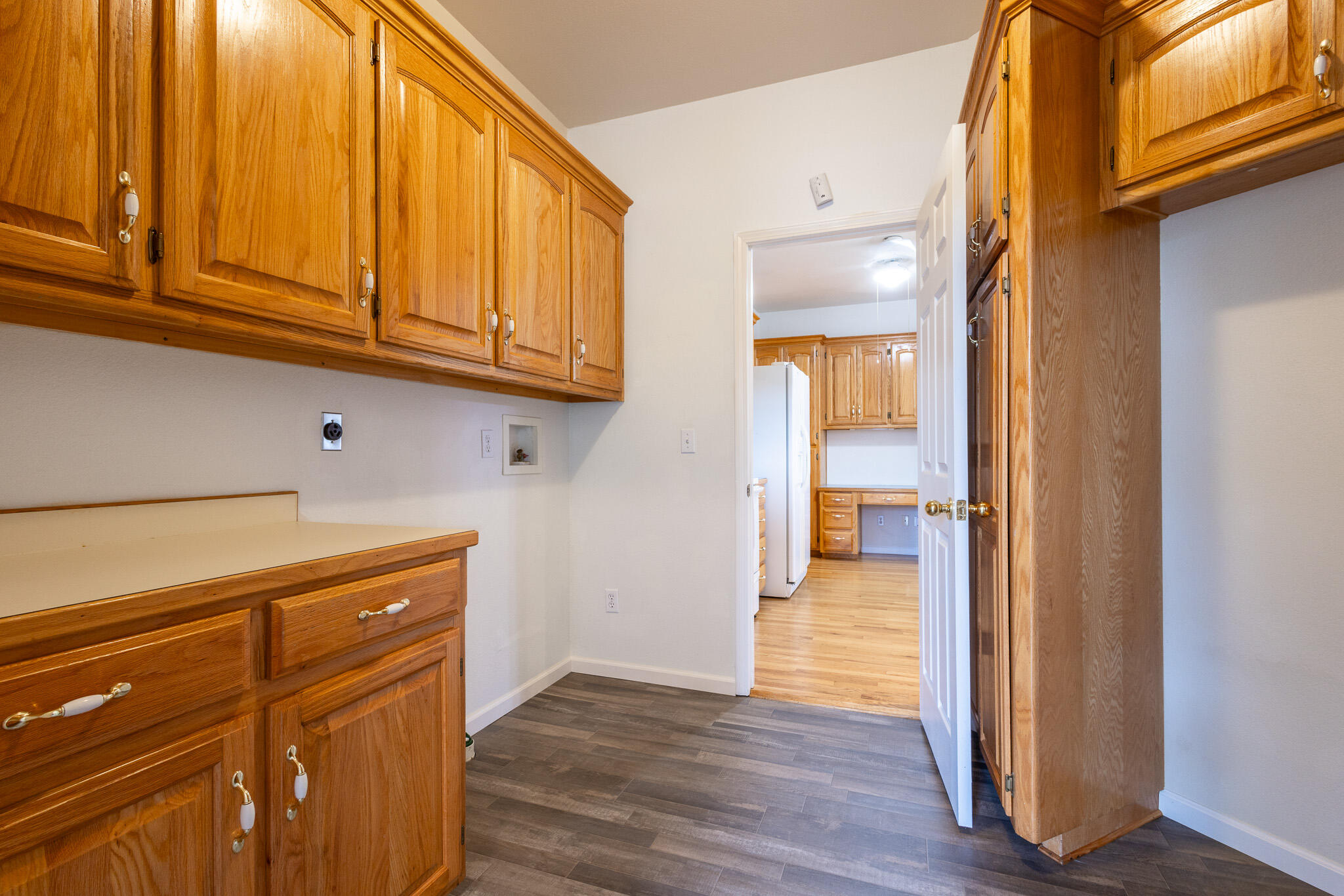 23024 Lawrence 1200 Property Photo 20