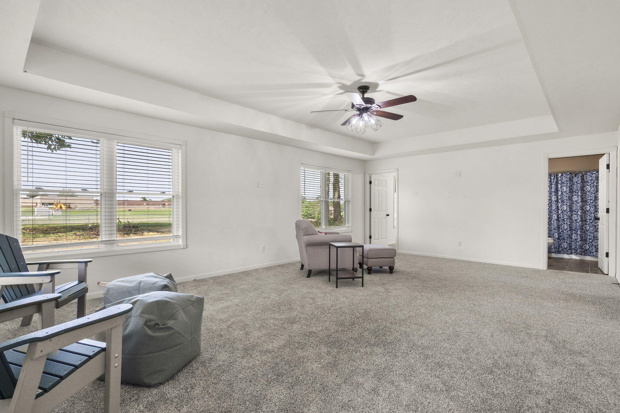 835 East Country Ridge Street Property Photo 16