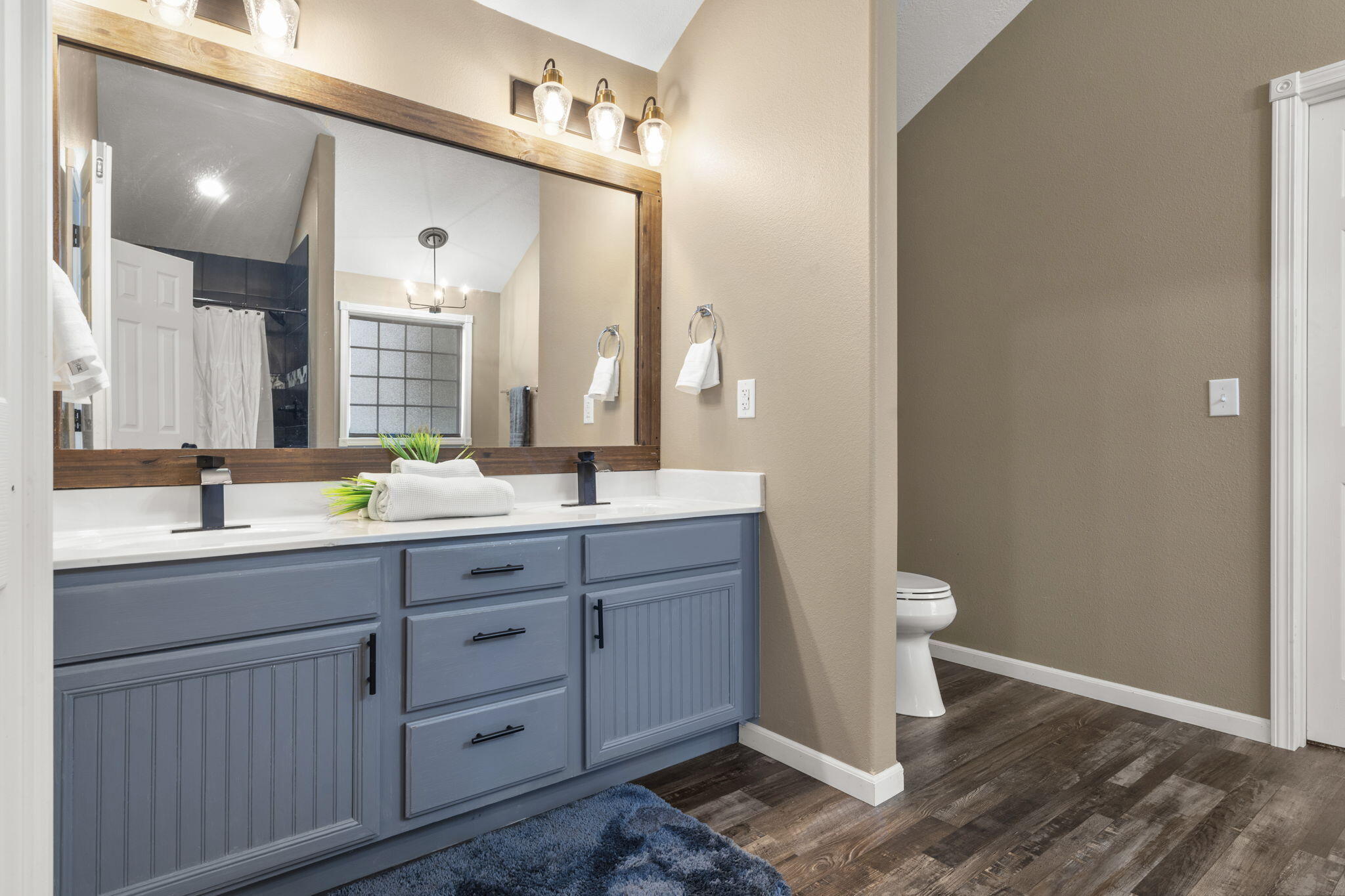 835 East Country Ridge Street Property Photo 20