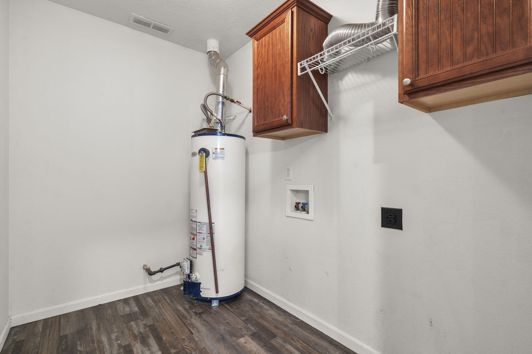 835 East Country Ridge Street Property Photo 35