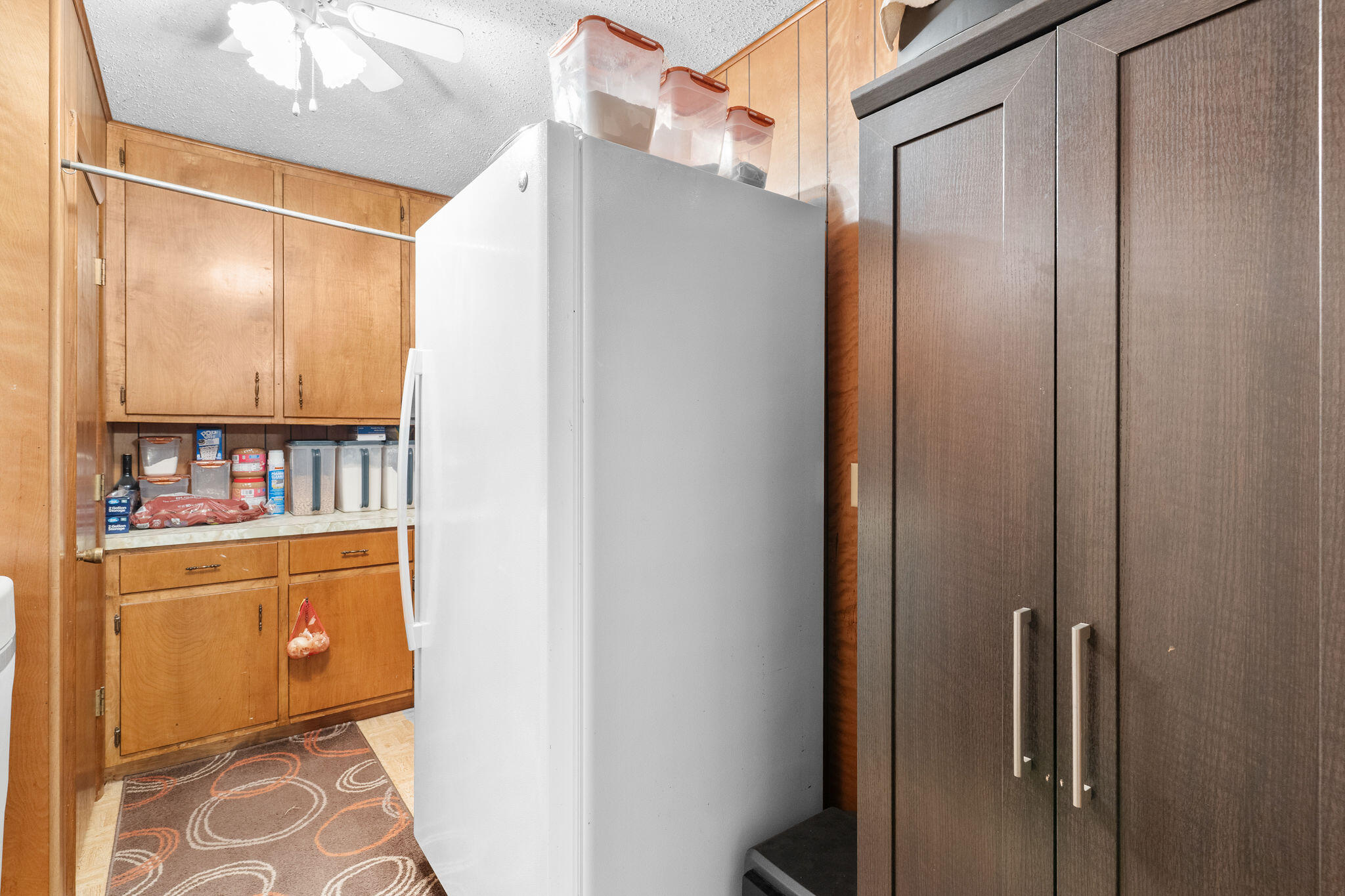 107 West 12th Street Property Photo 12