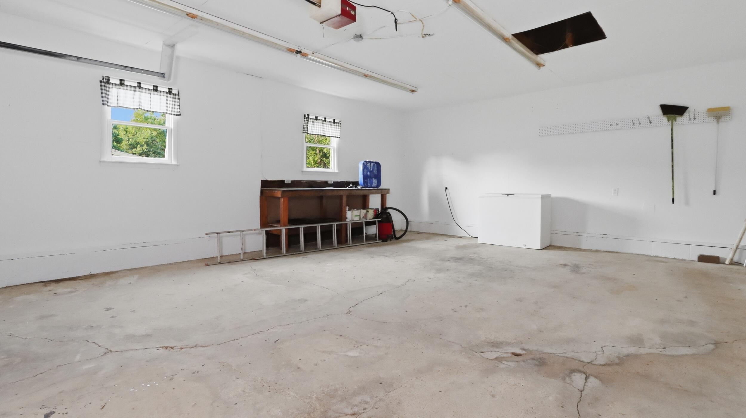 604 South Main Street Property Photo 25