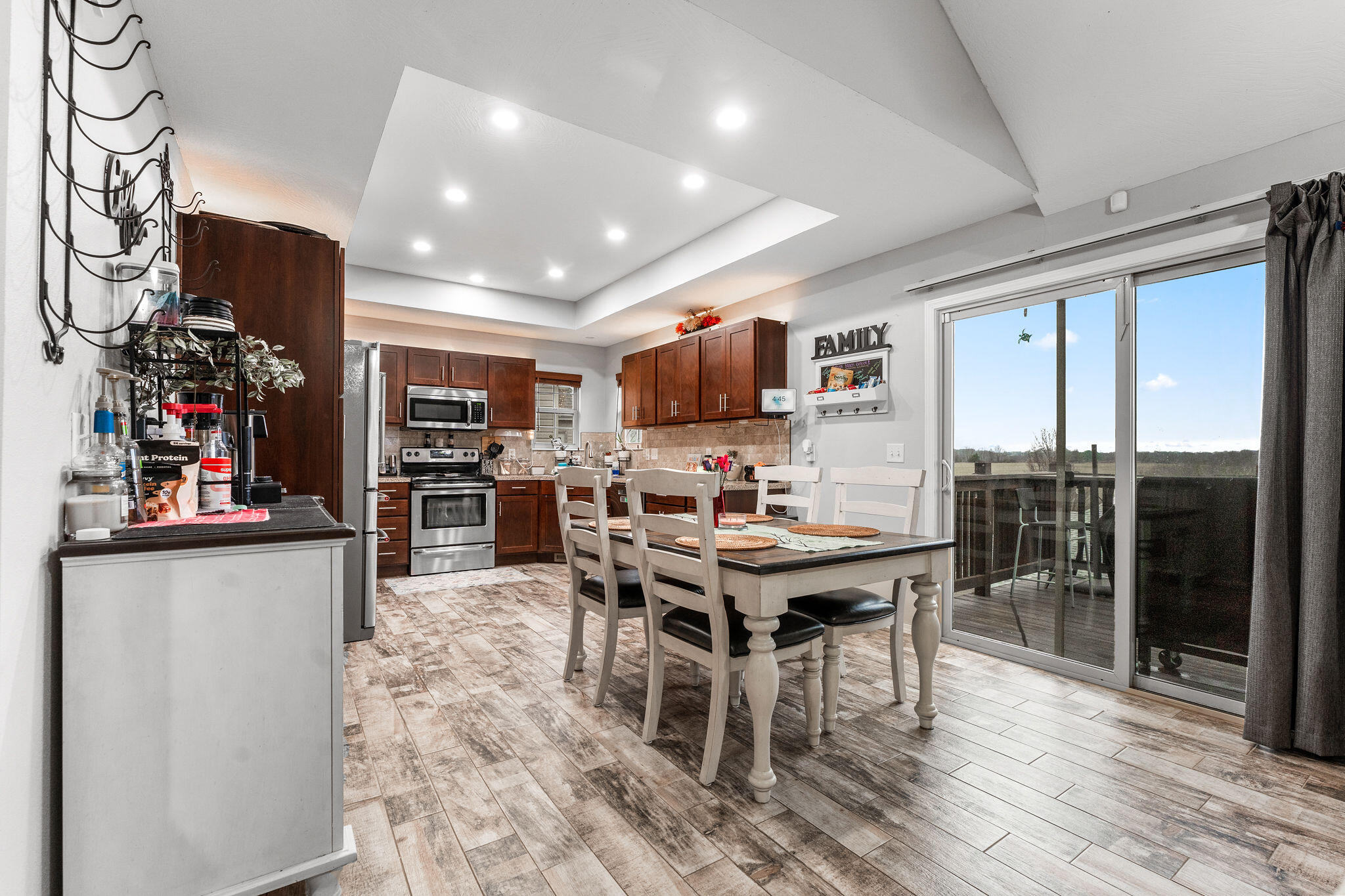 849 South Cobble Creek Boulevard Property Photo 8