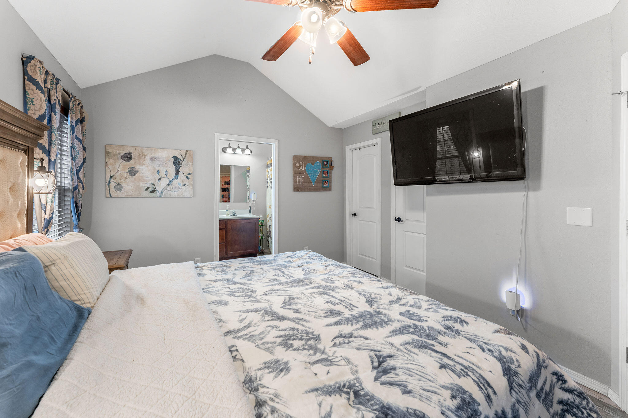 849 South Cobble Creek Boulevard Property Photo 13