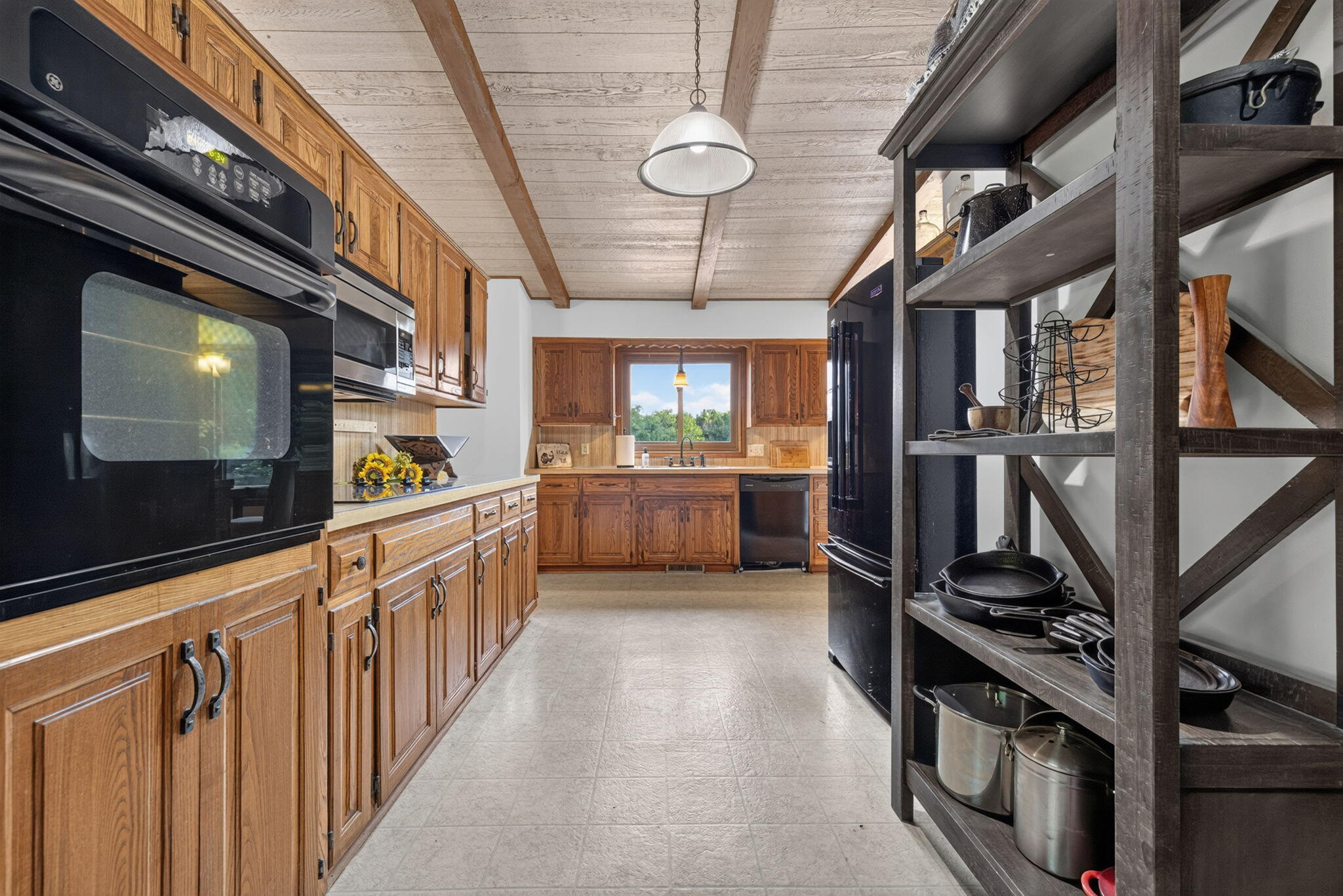 851 West Stonehill Road Property Photo 15