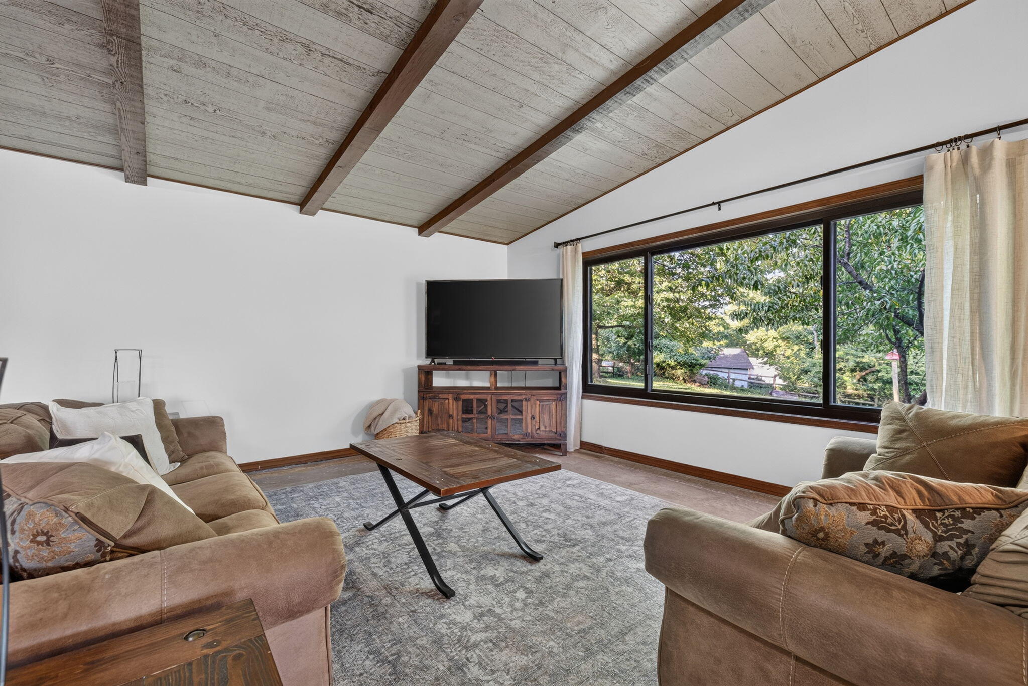 851 West Stonehill Road Property Photo 30