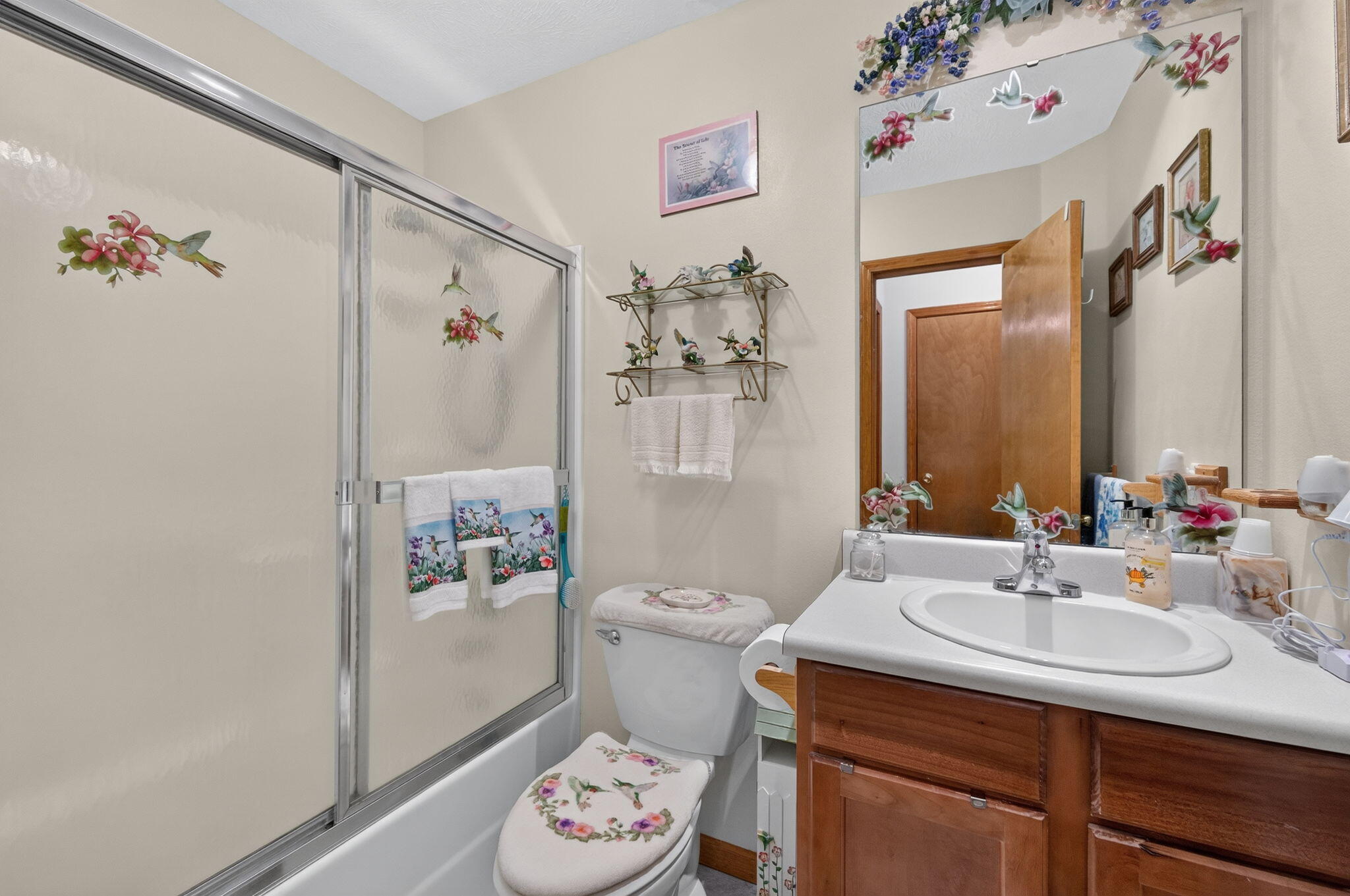 303 Jennifer Lane Property Photo 24