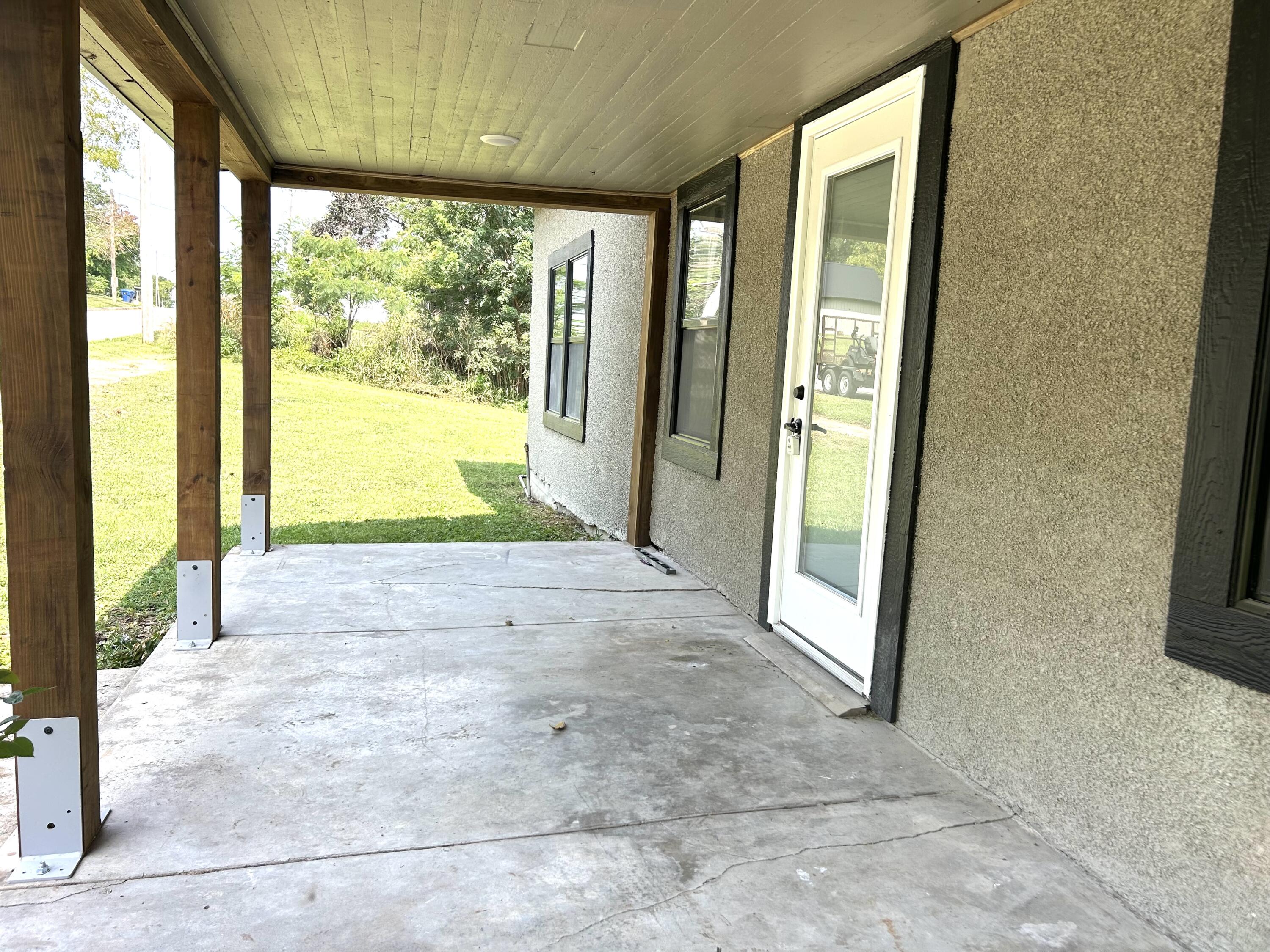 110 North High Street Property Photo 7