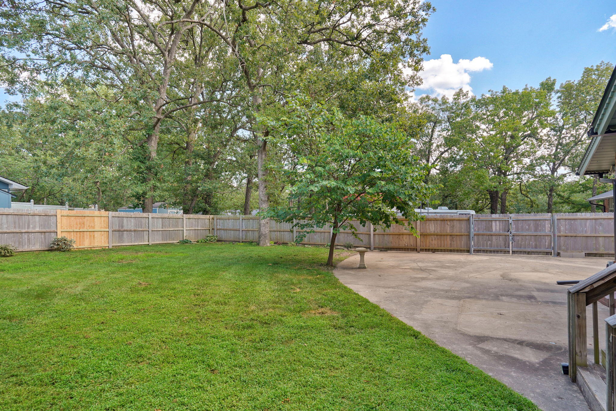 1214 West Beverly Hills Drive Property Photo 51