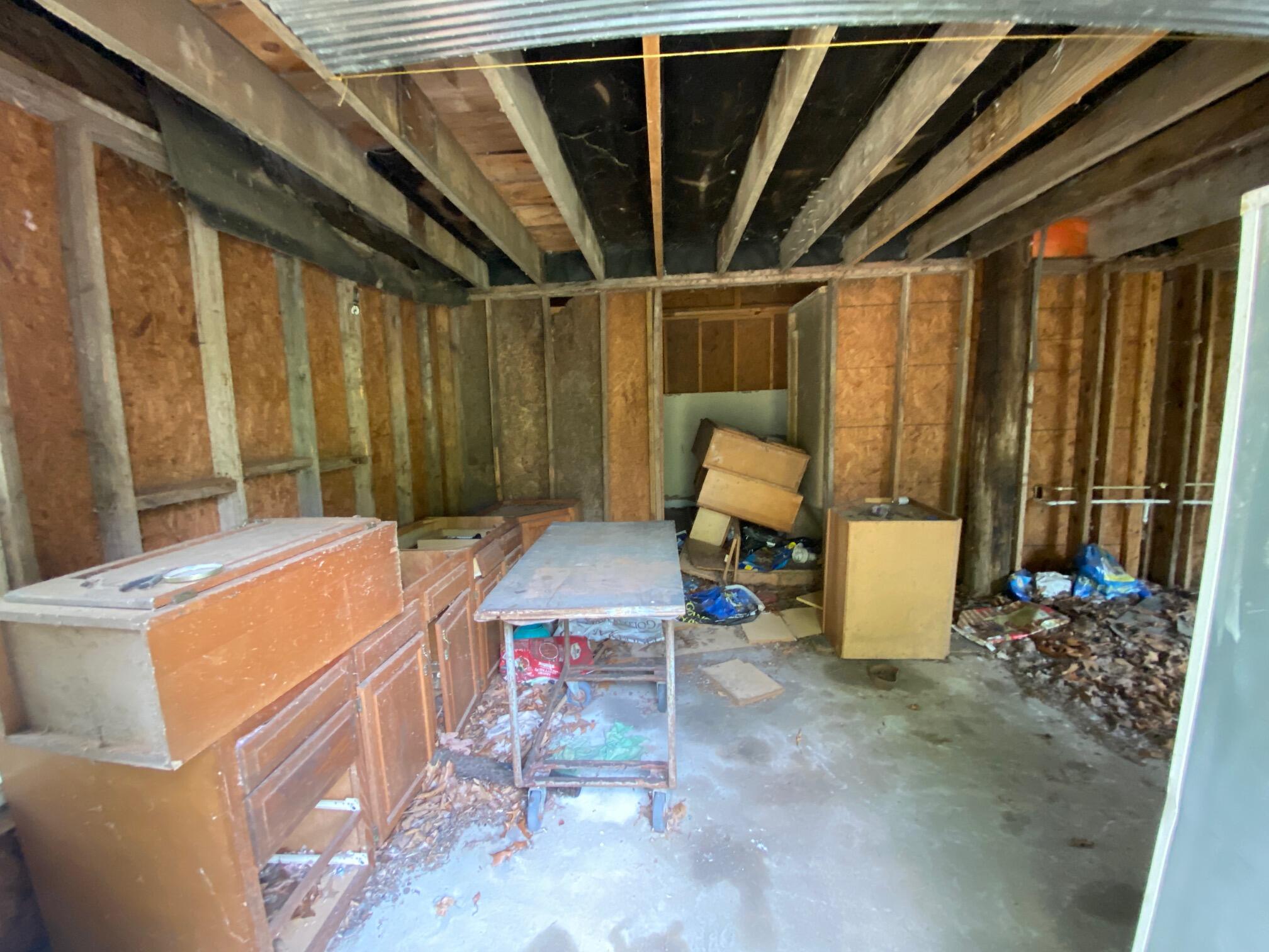 6775 State Highway 173 Property Photo 8