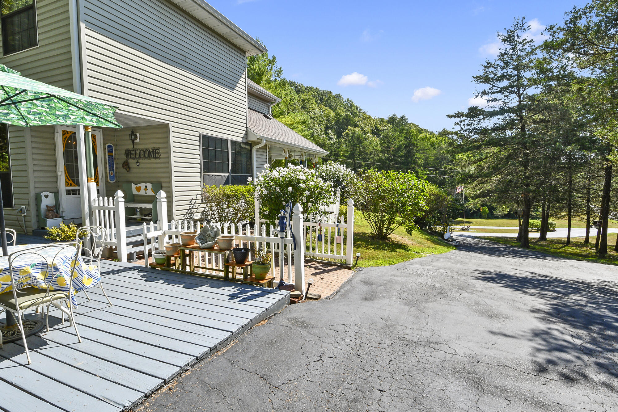 1291 Walnut Springs Drive Property Photo 13