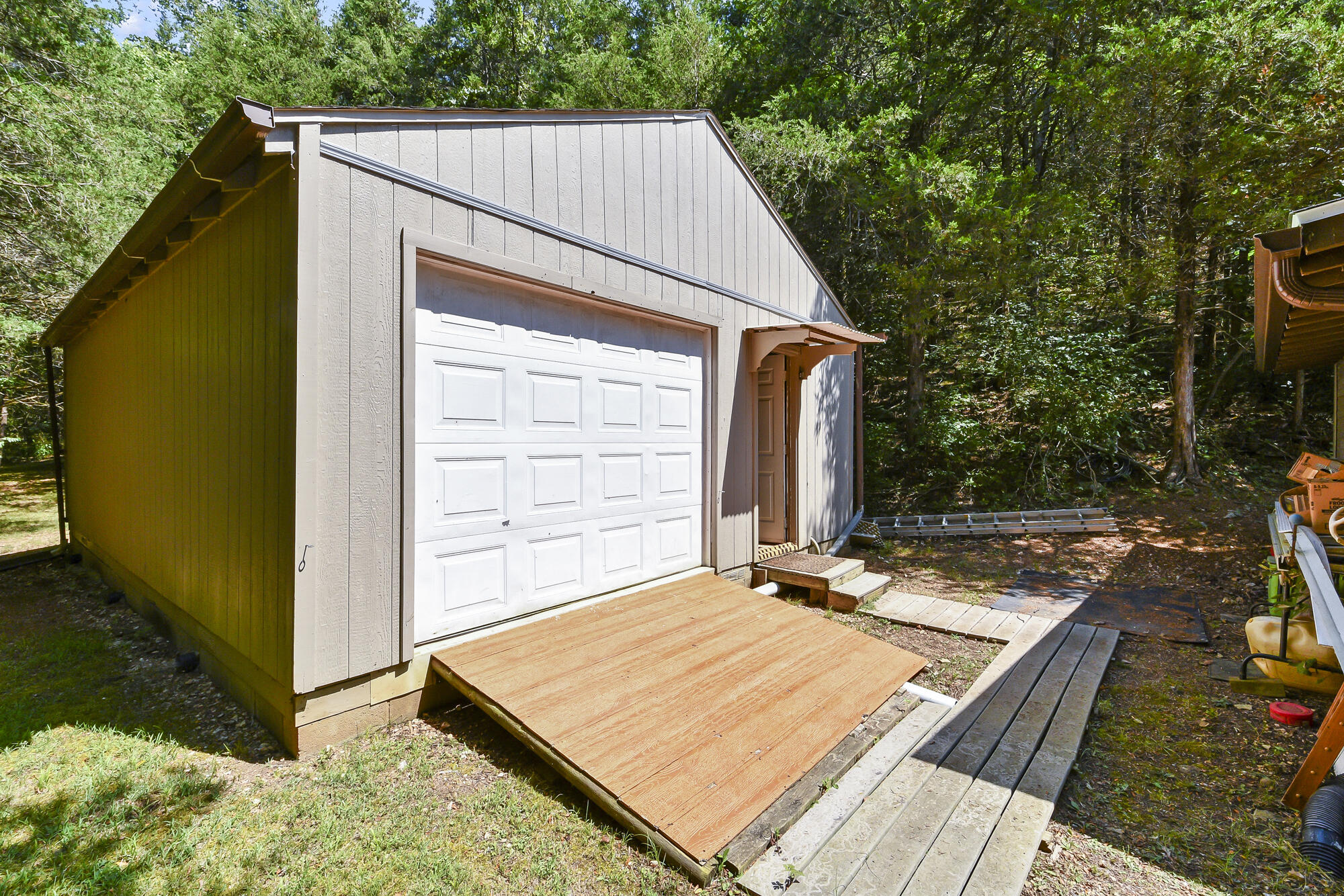1291 Walnut Springs Drive Property Photo 24