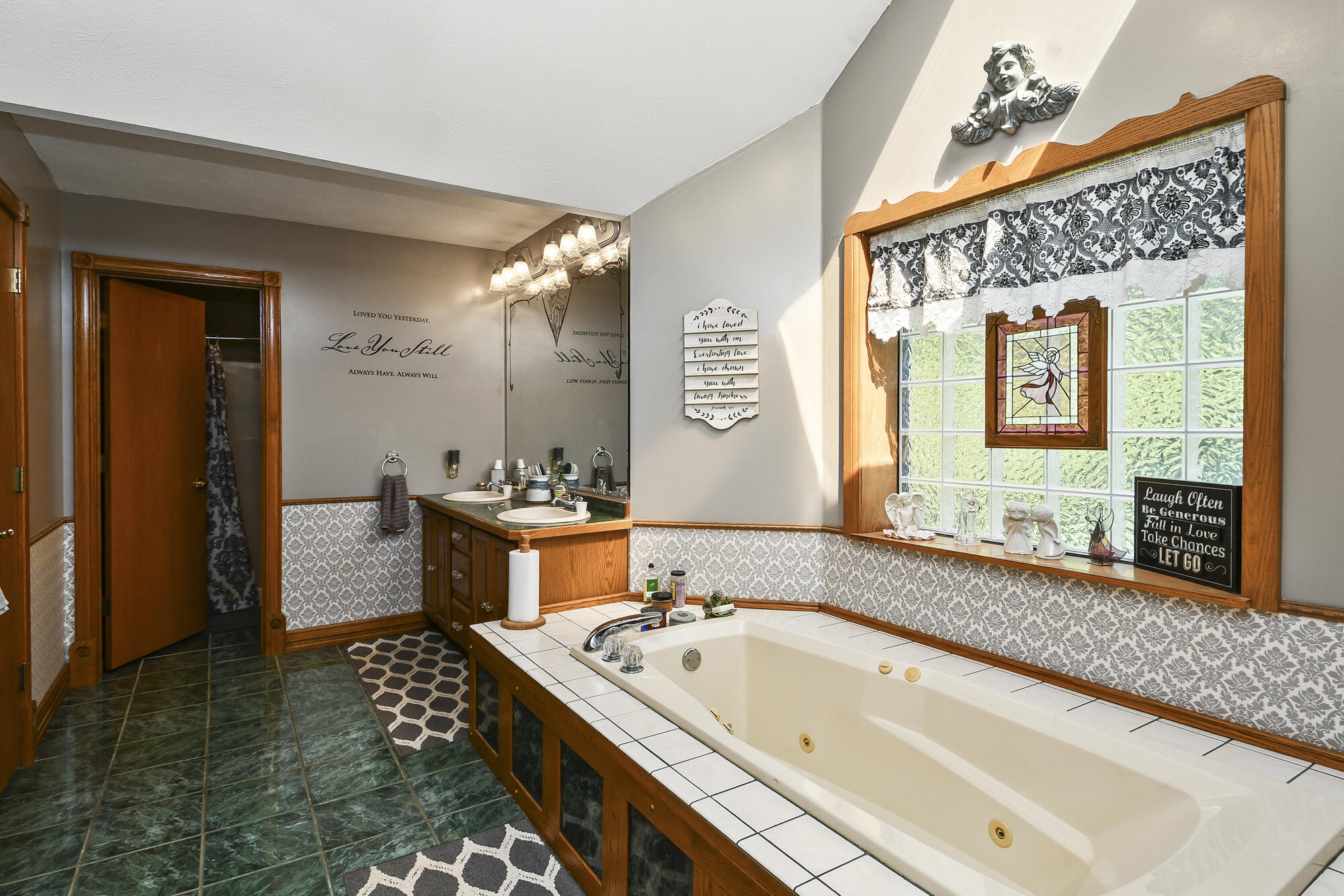 1291 Walnut Springs Drive Property Photo 45