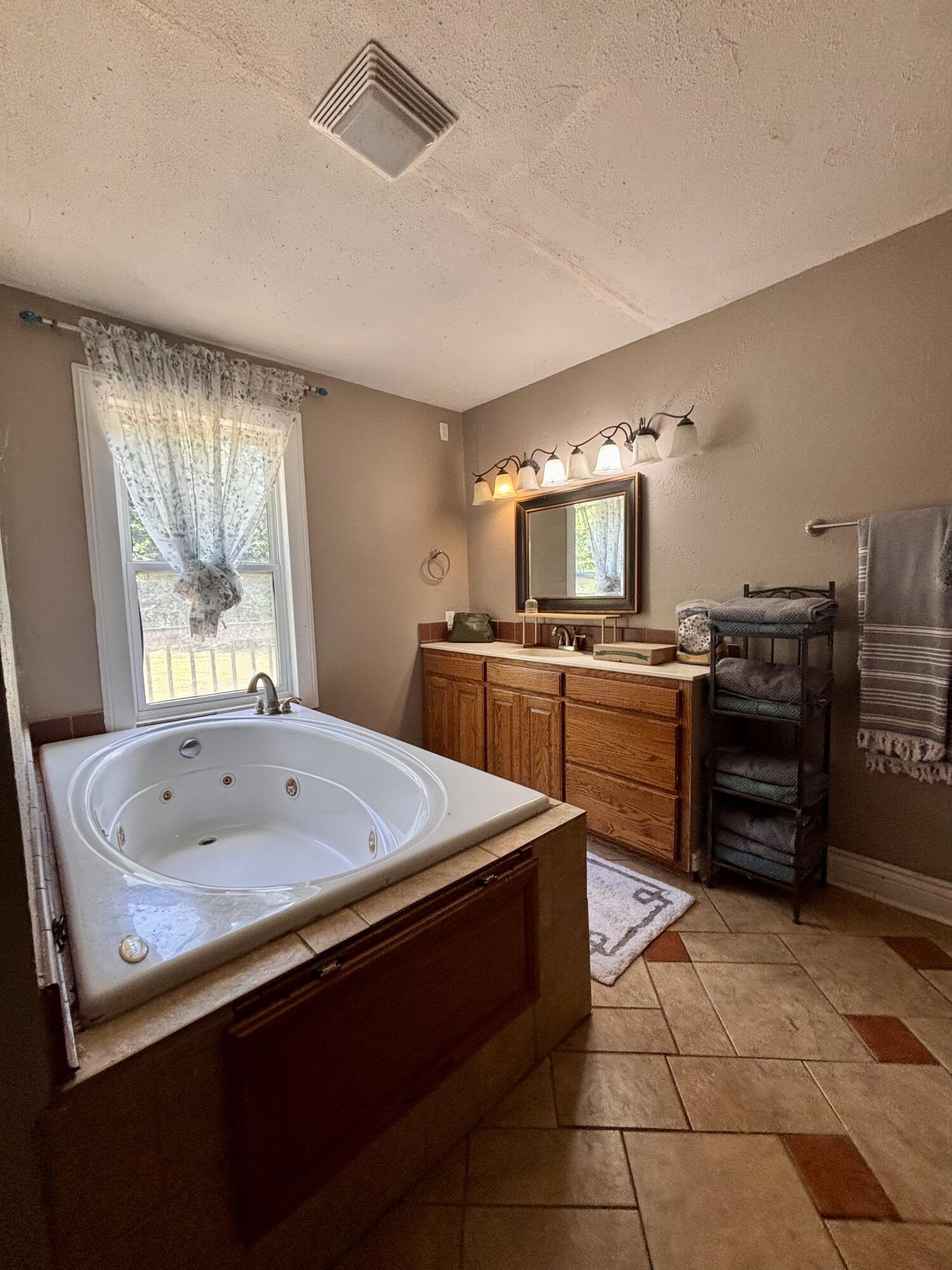 164 Mustang Lane Property Photo 14