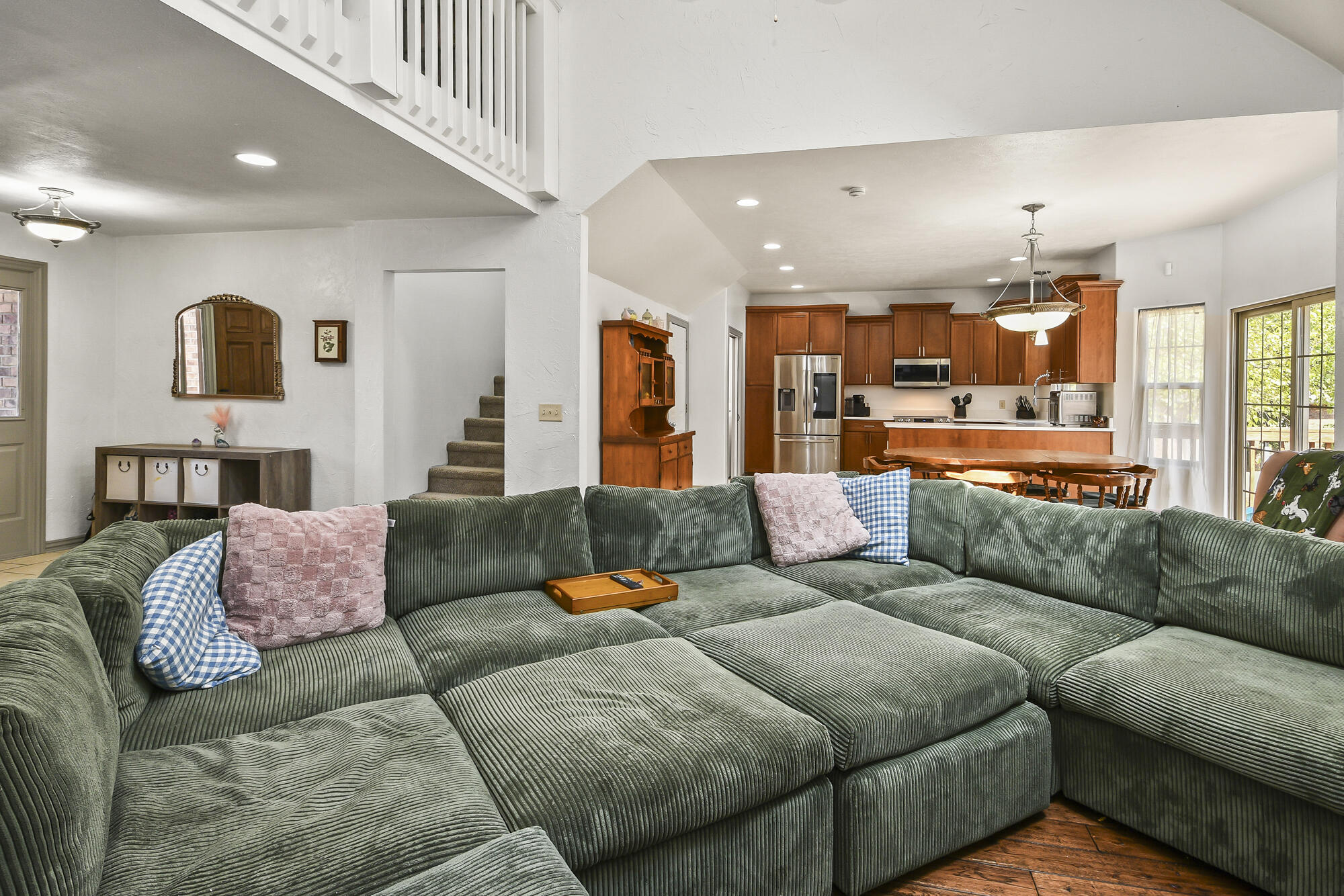2481 West Chatsworth Court Property Photo 11