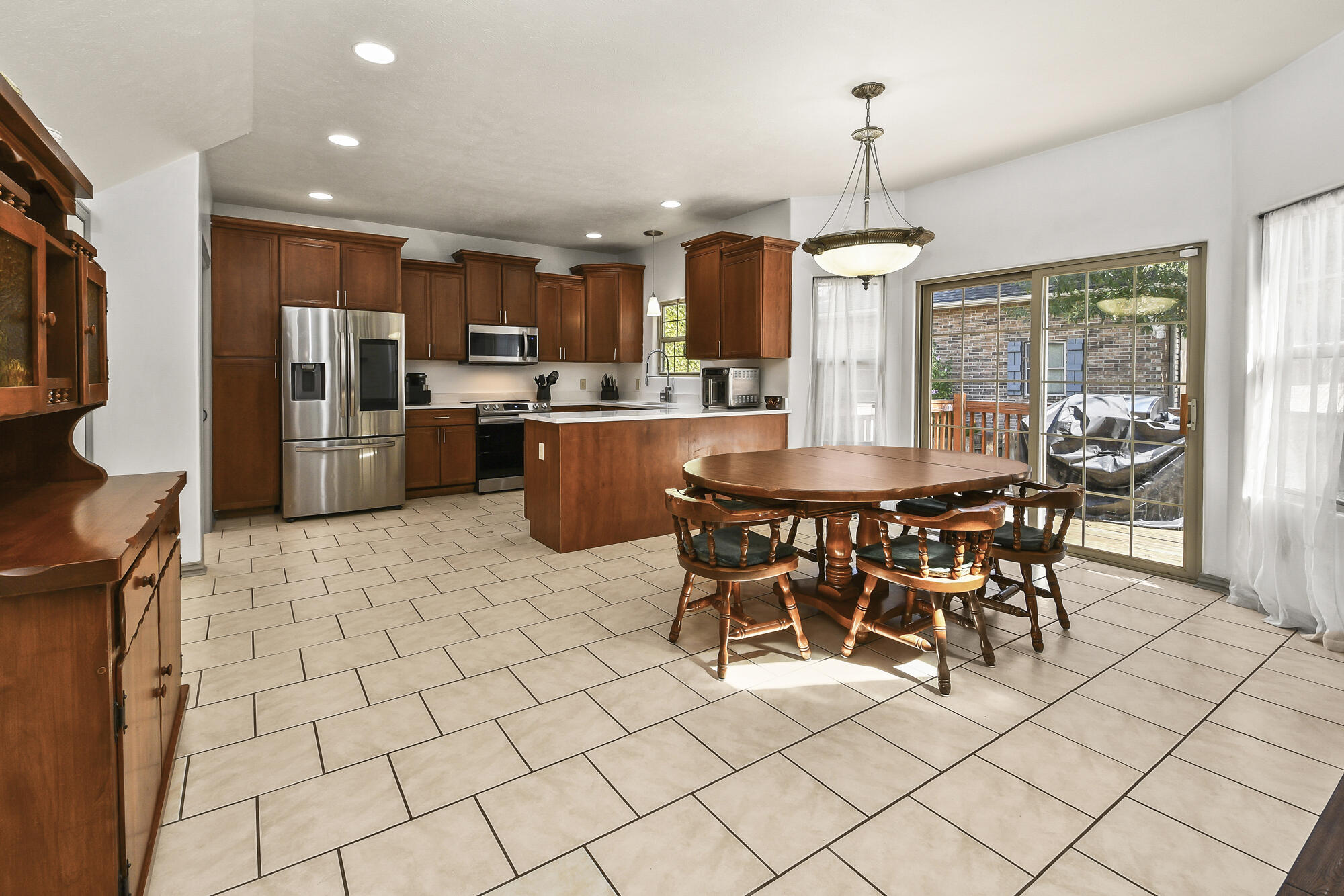 2481 West Chatsworth Court Property Photo 16