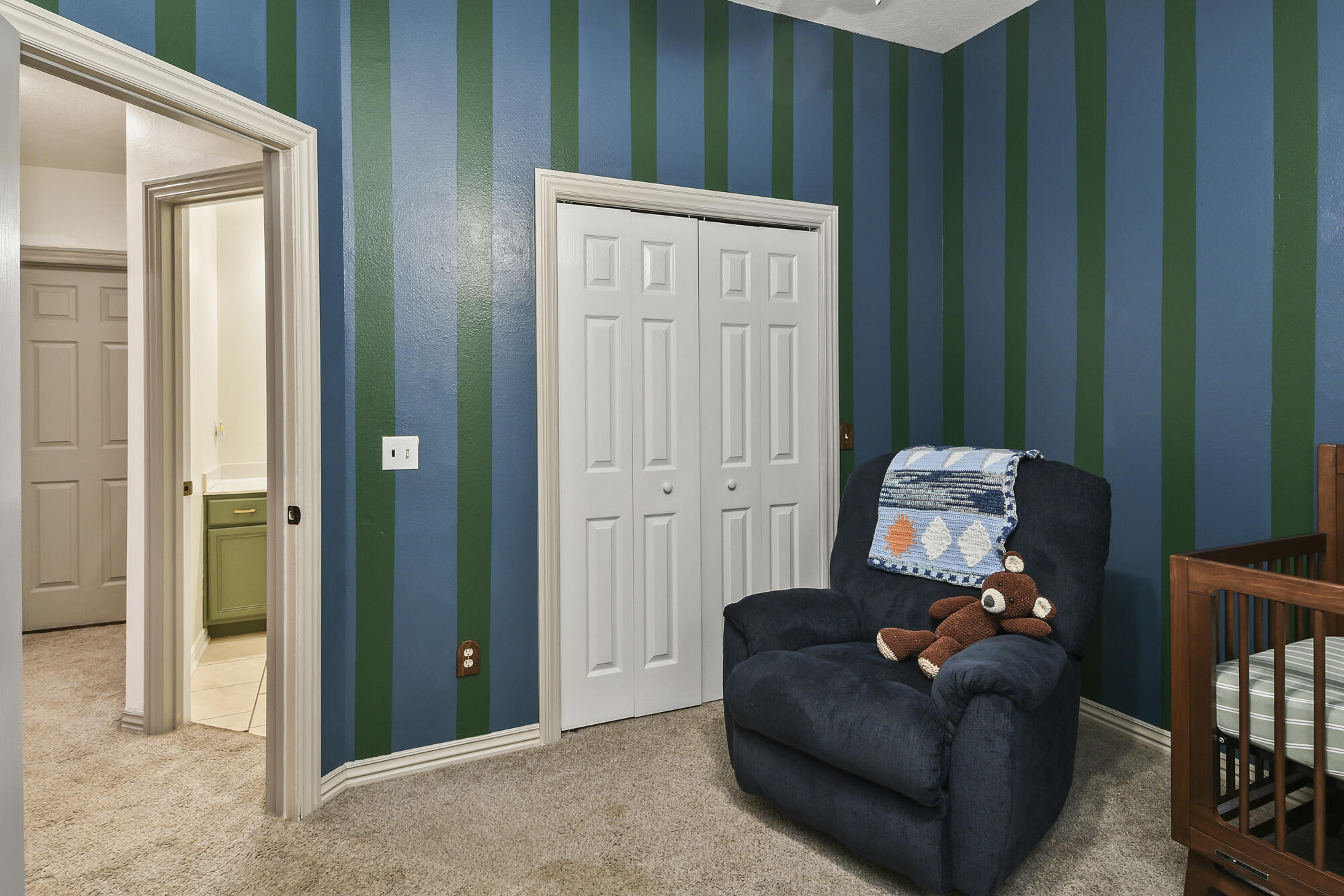 2481 West Chatsworth Court Property Photo 30