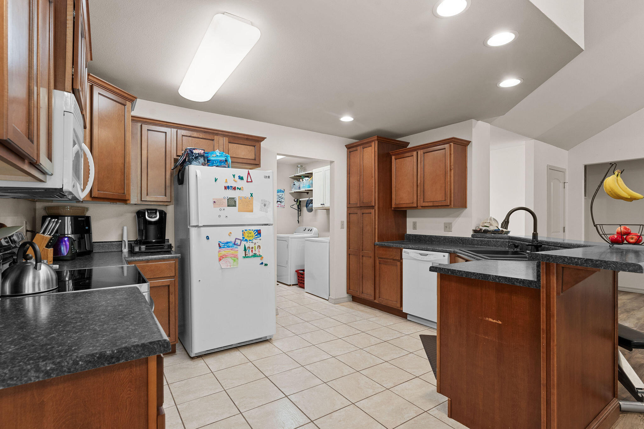 190 Waterloo Way Property Photo 12