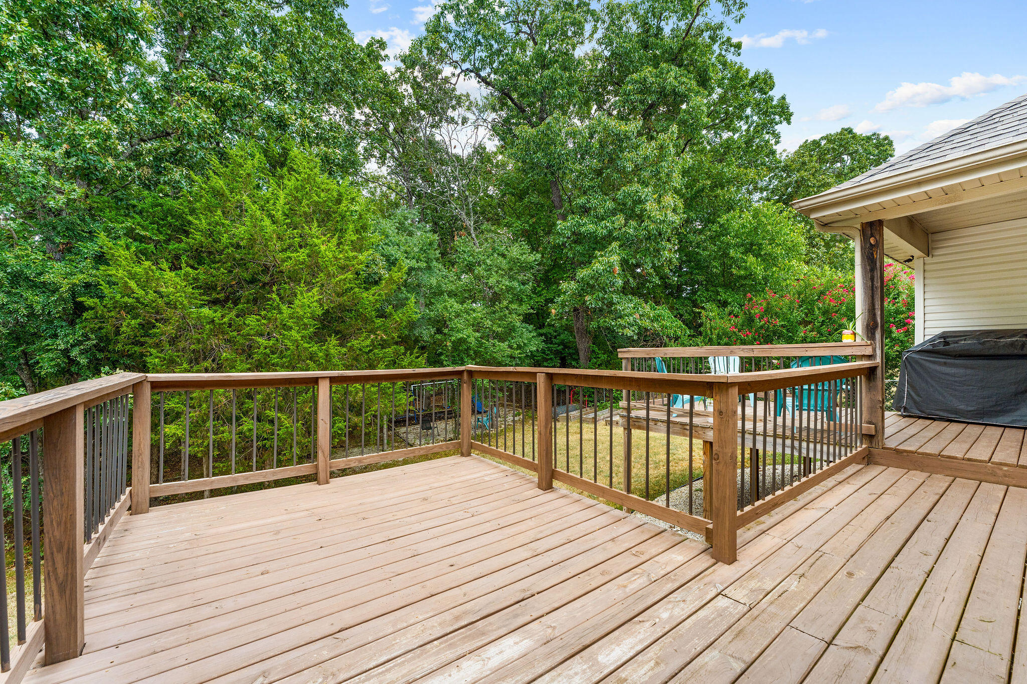 190 Waterloo Way Property Photo 28