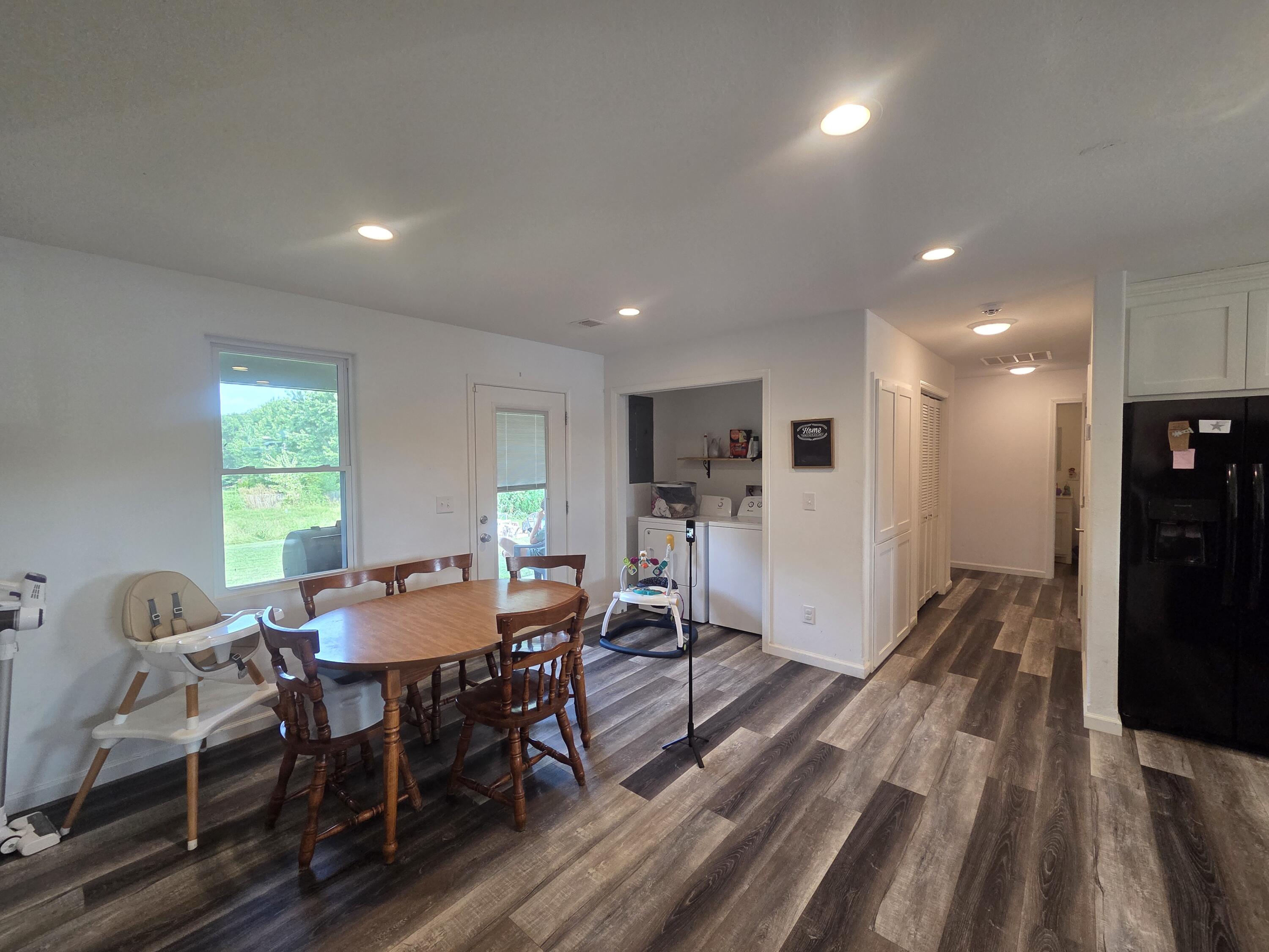 1102 Thomasville Road Property Photo 4
