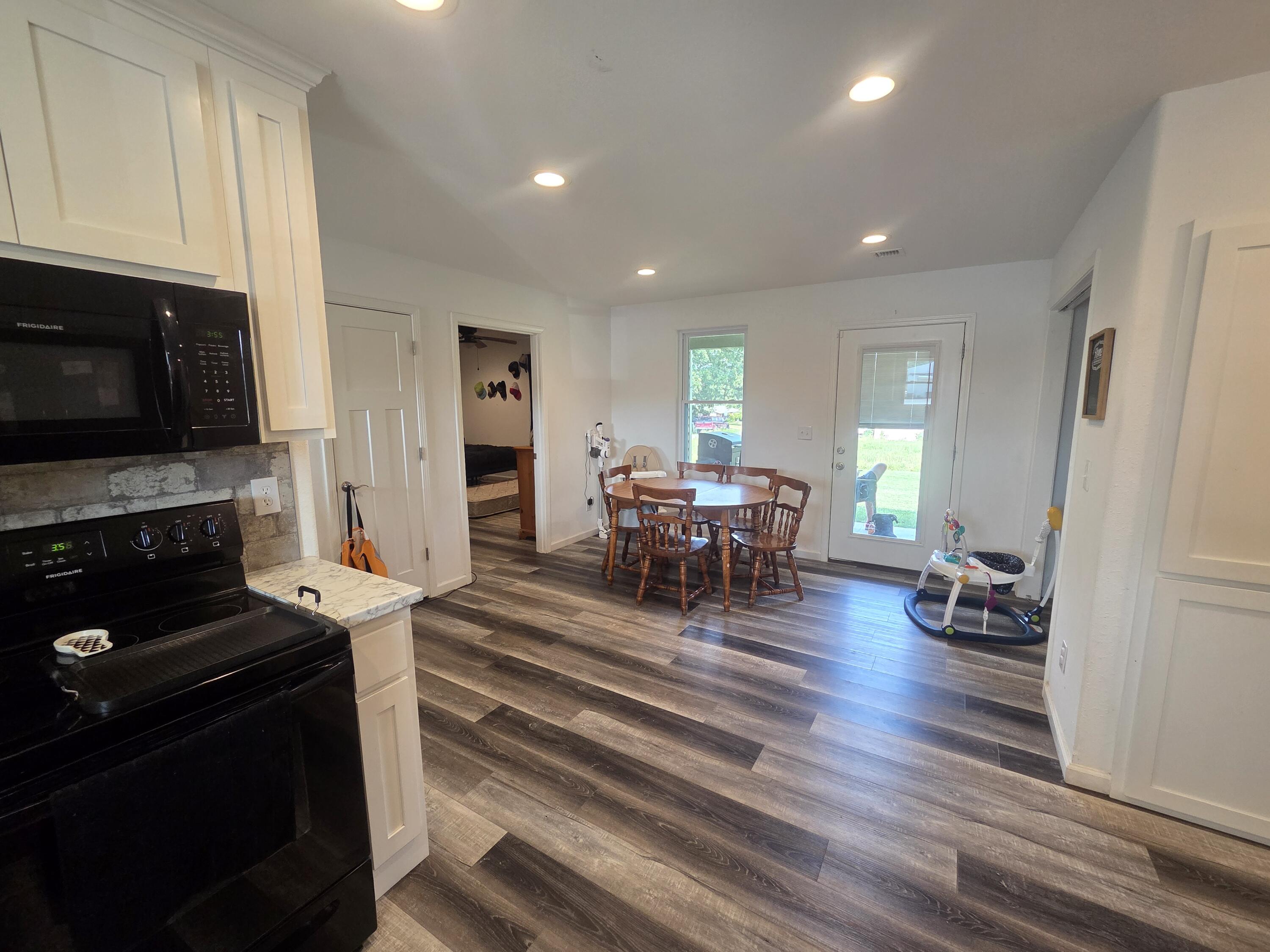 1102 Thomasville Road Property Photo 7
