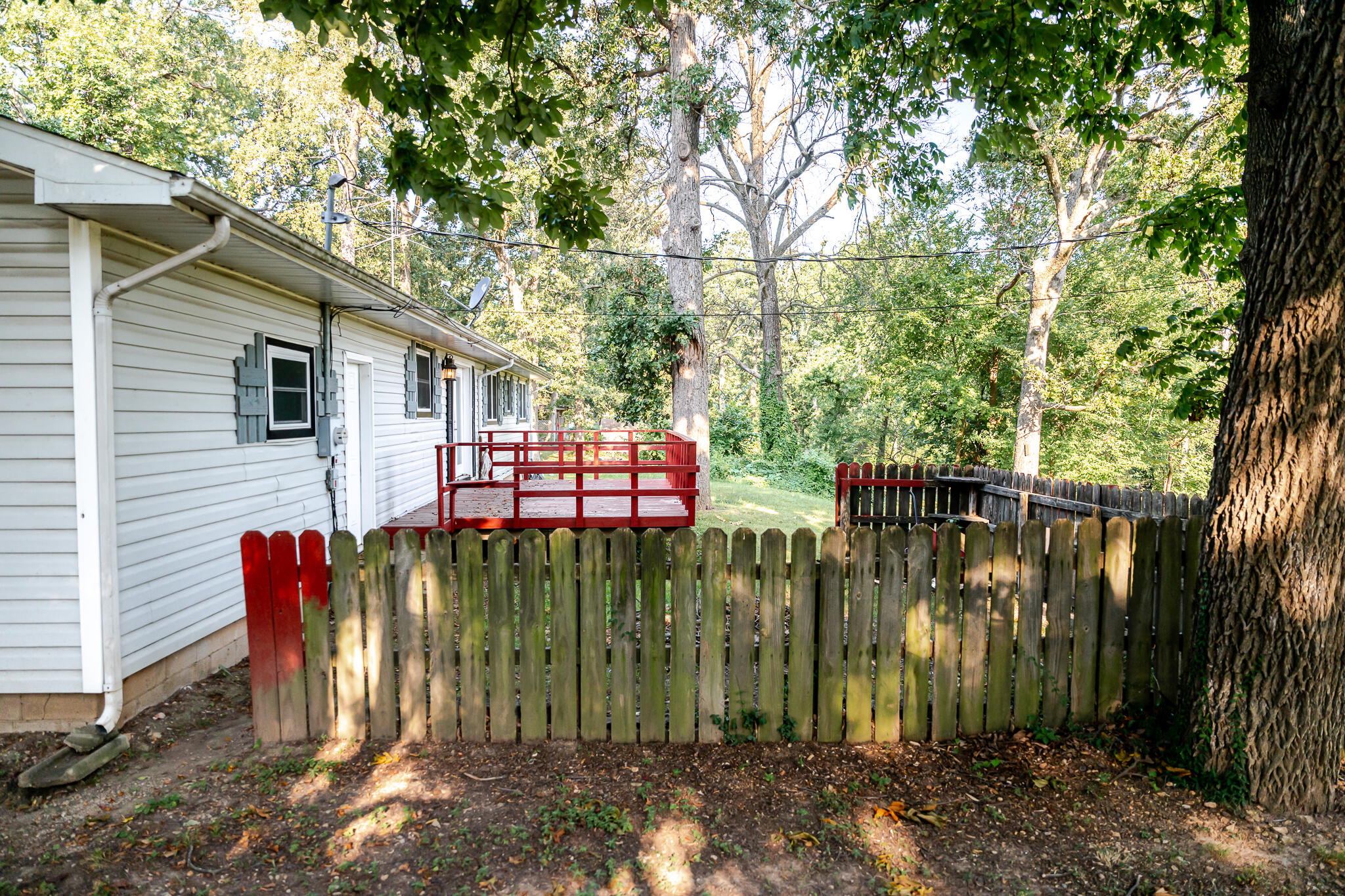 977 West Crestwood Drive Property Photo 26