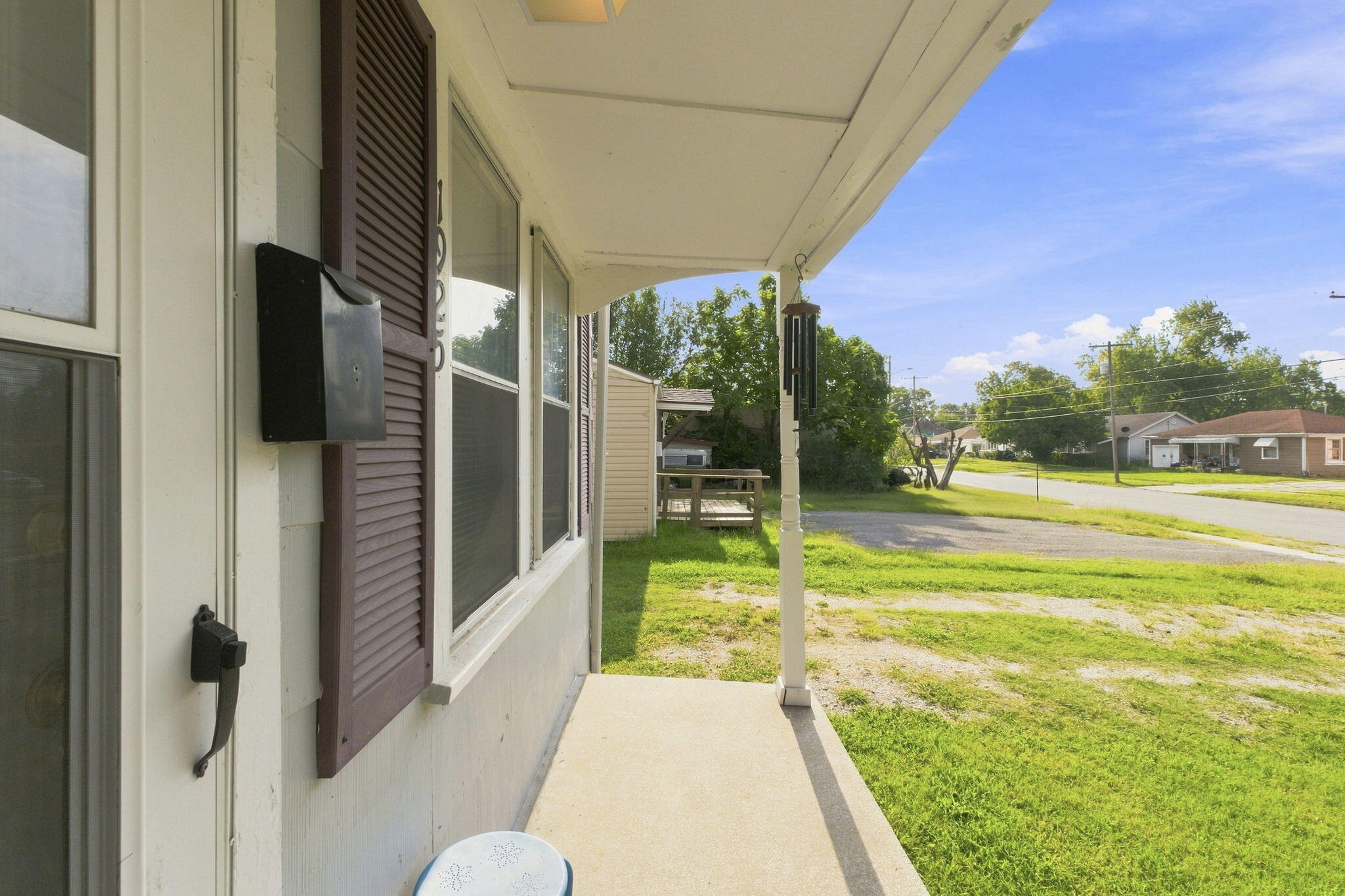 1925 West Atlantic Street Property Photo 6