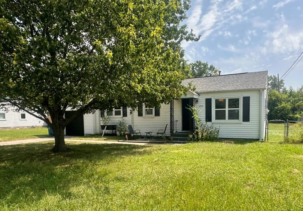 1846 Hazel Avenue Property Photo 2