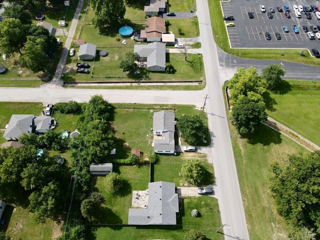 1846 Hazel Avenue Property Photo 7