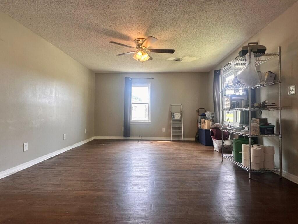 1846 Hazel Avenue Property Photo 9
