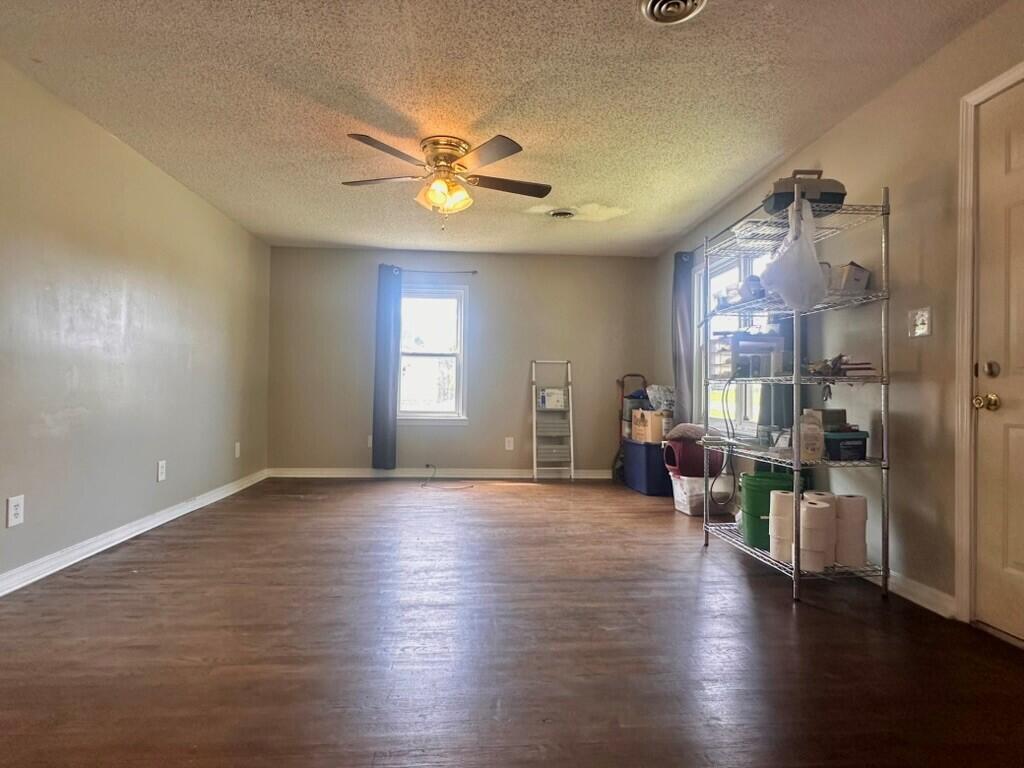 1846 Hazel Avenue Property Photo 10