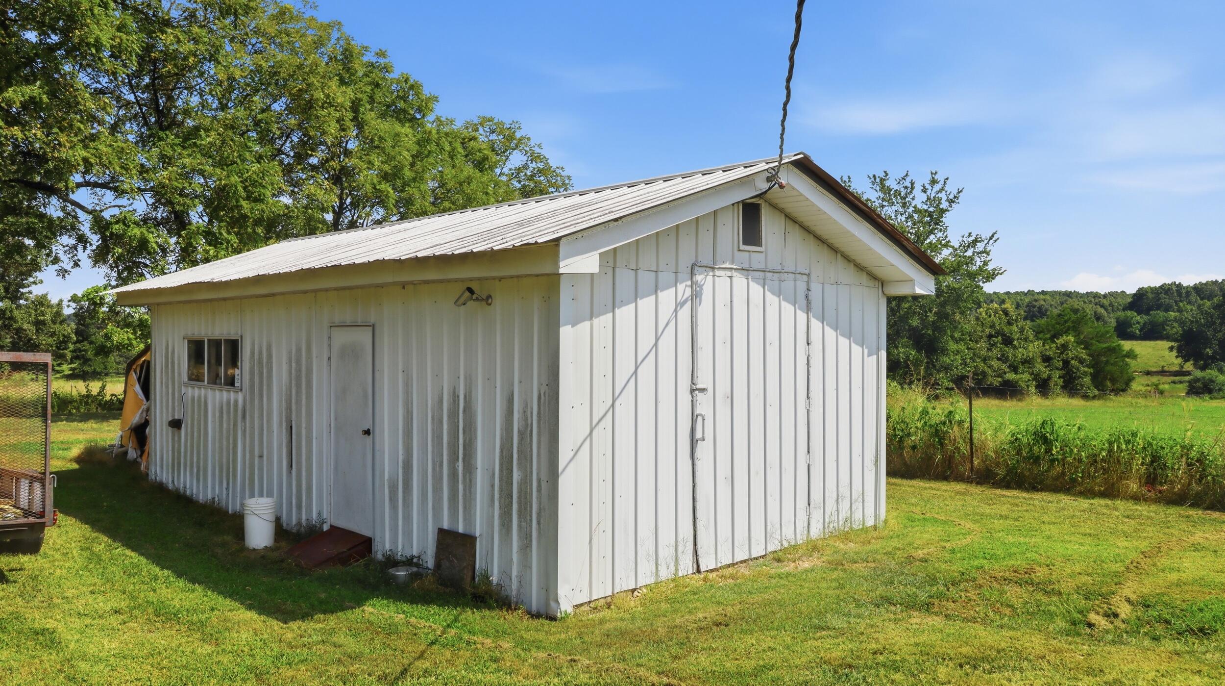 288 County Road 539 Property Photo 26