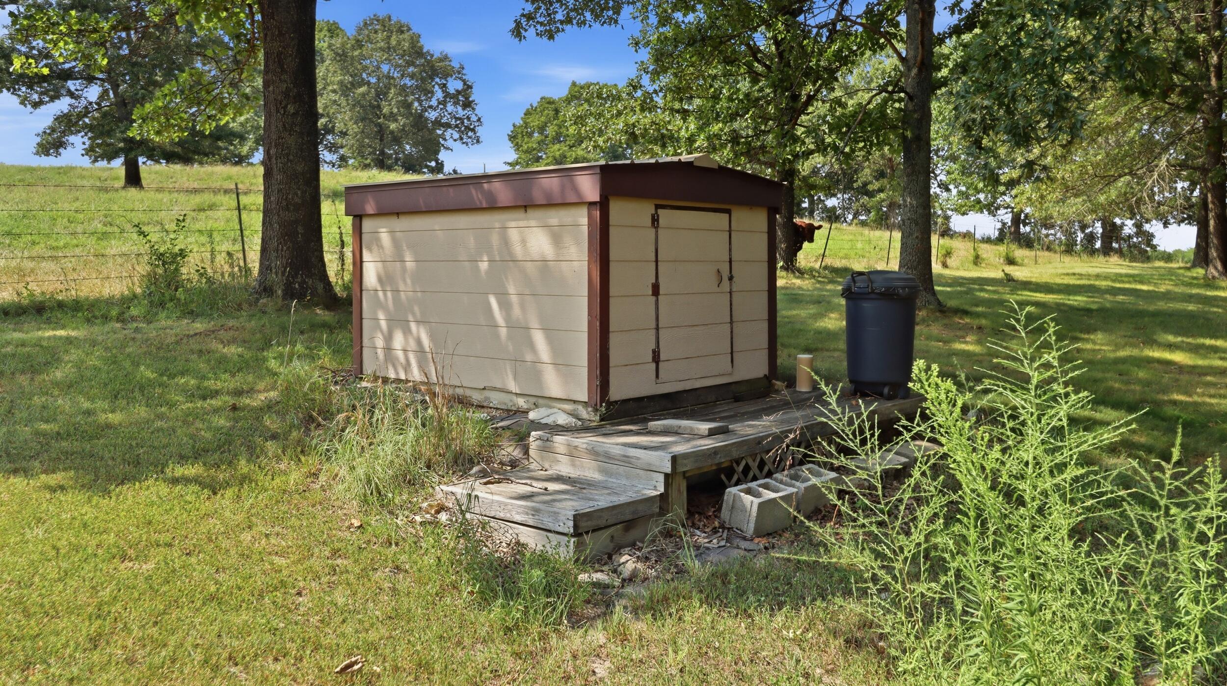 288 County Road 539 Property Photo 28