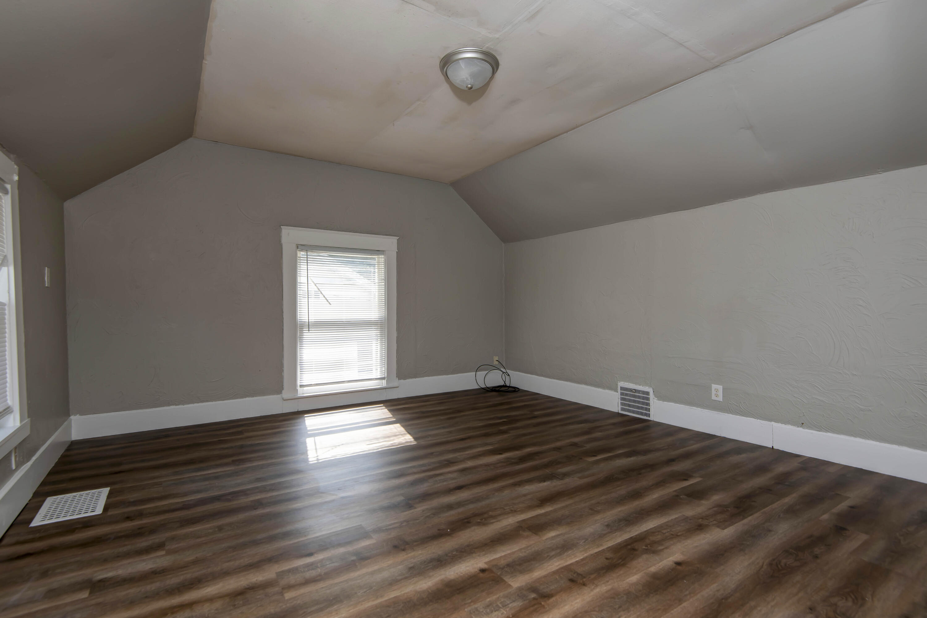 422 Gibbs Avenue Property Photo 17